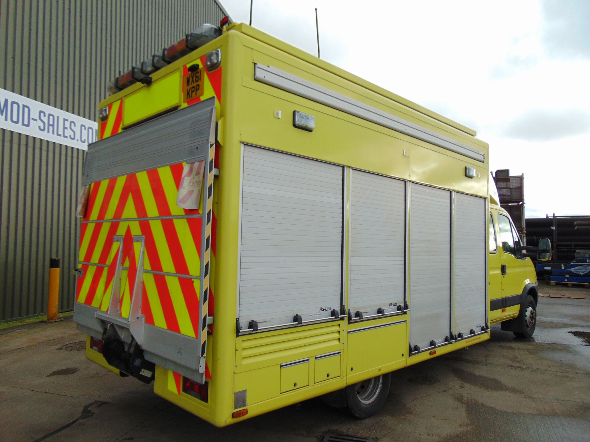 2011 Iveco Daily 70C17A Double Cab Incident Response Unit complete with 750 Kg Tail Lift & Generator - Image 29 of 42