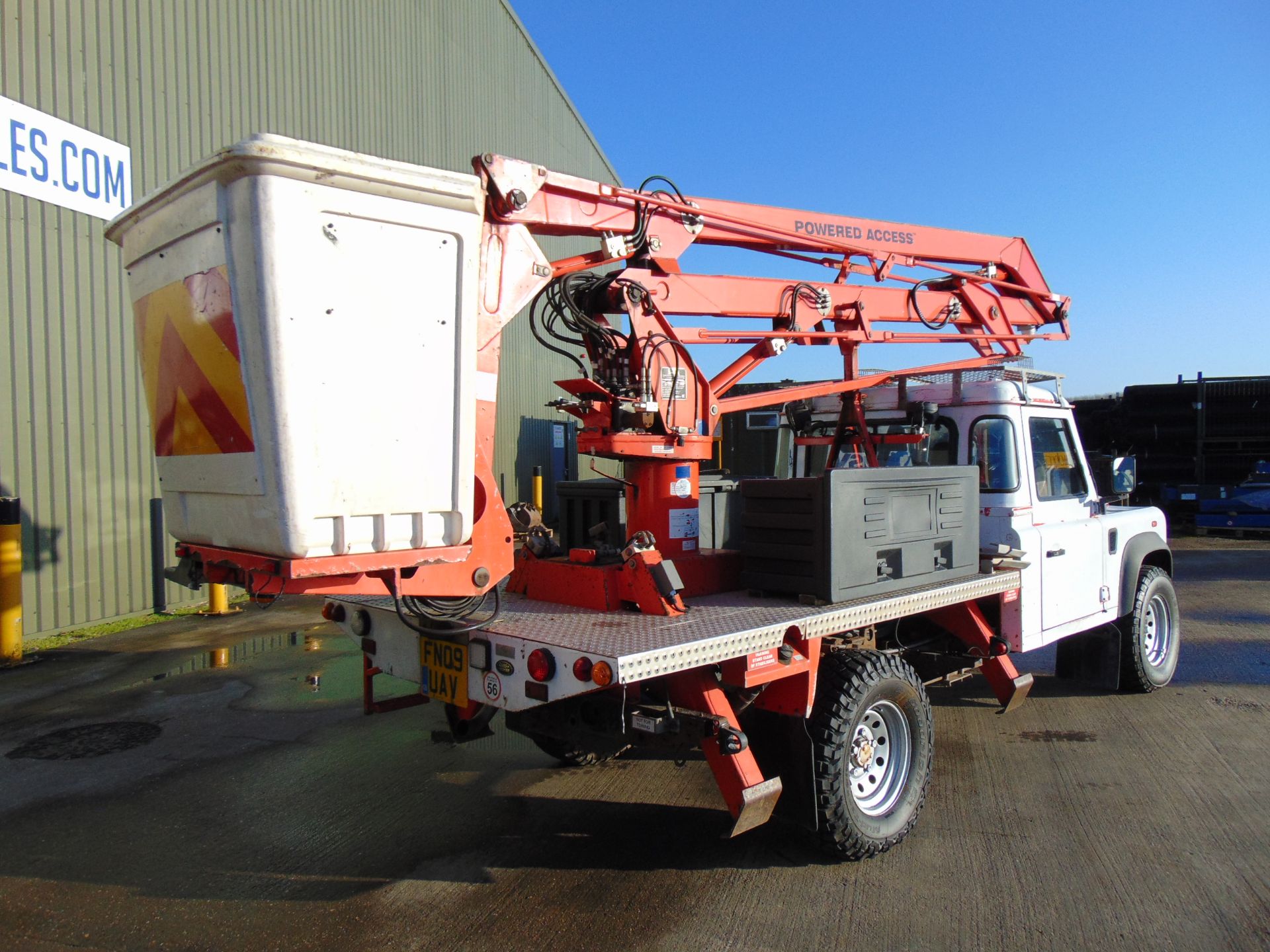 Land Rover Defender 130 TD5 Access Lift fitted with Gardner Denver VM145 Hydraulic platform - Image 8 of 28