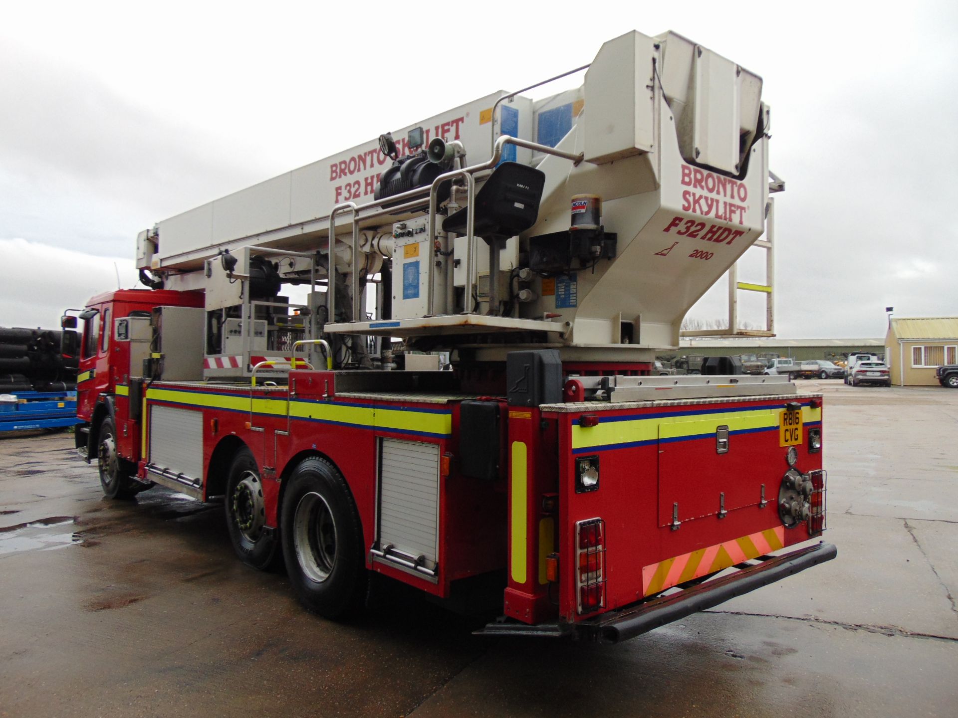 ERF Angloco EC8 Fire Appliance Aerial Ladder Platform ALP with Bronto Skylift F 32 HDT - Image 7 of 40