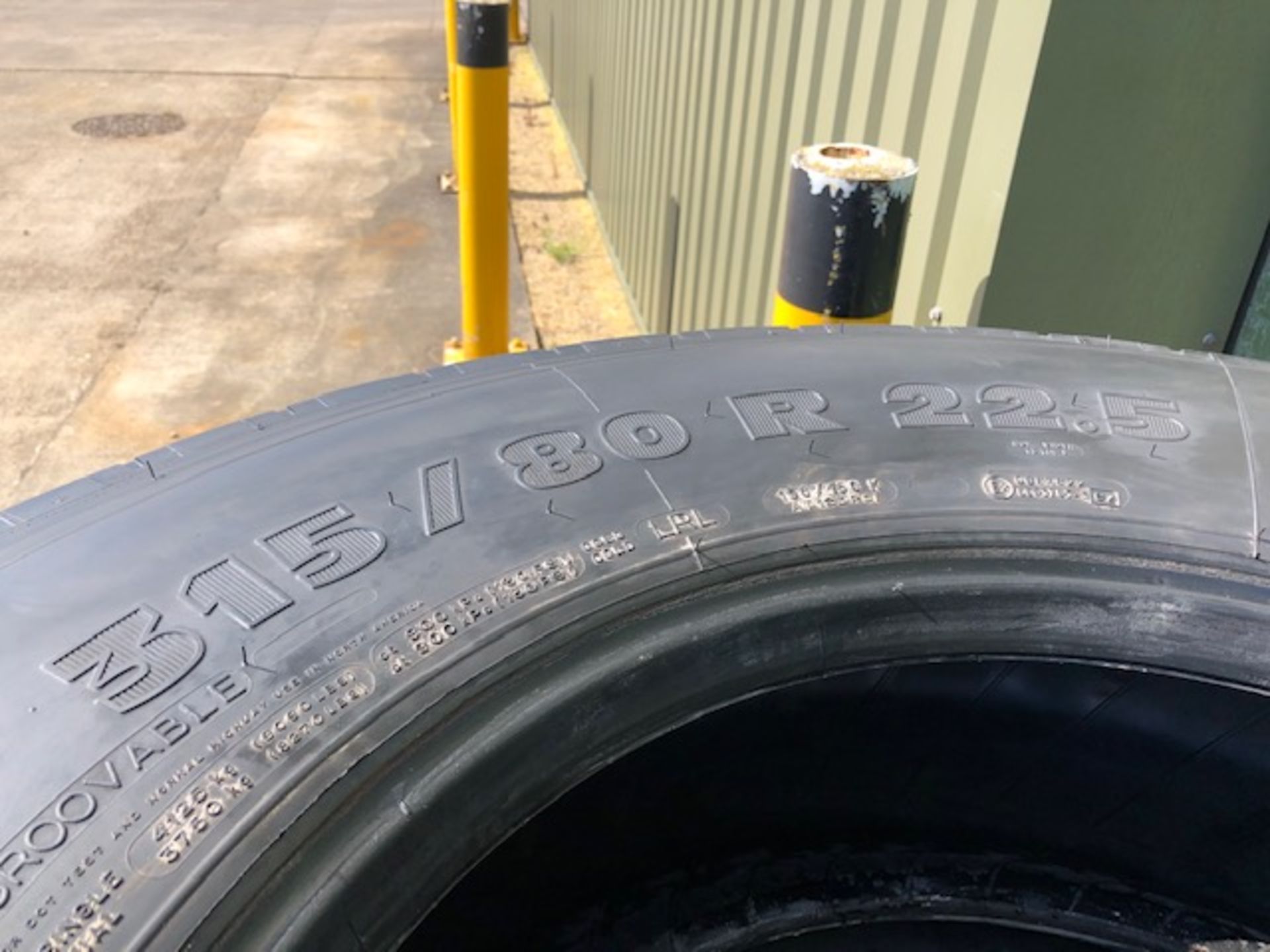 Qty 4 x 315 80R 22.5 Michelin XZY-2 tyres - Image 7 of 10