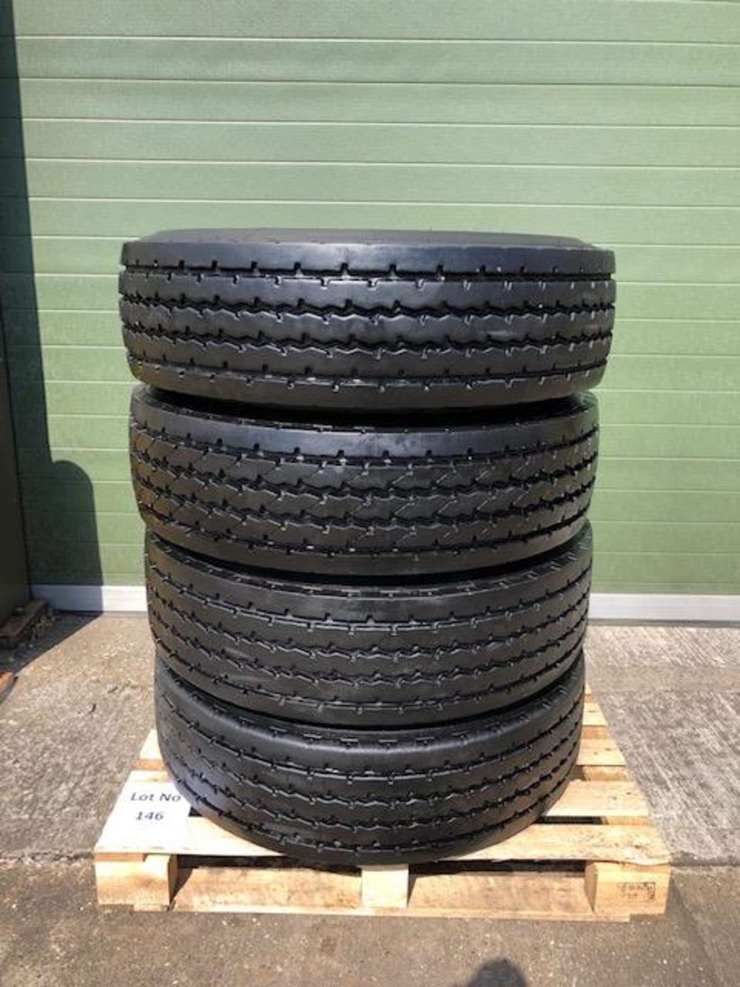 Qty 4 x 315 80R 22.5 Michelin XZY-2 tyres - Image 2 of 10