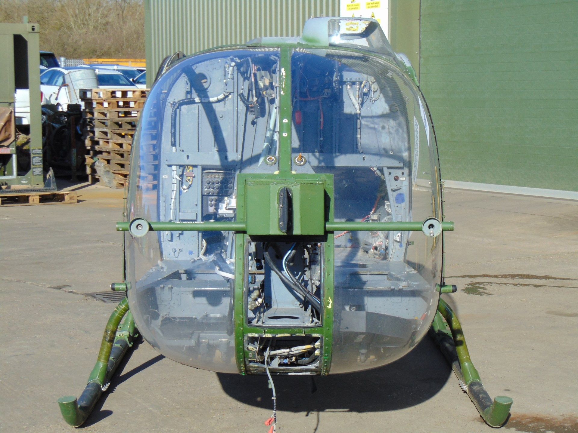 Gazelle AH 1 Turbine Helicopter Airframe (TAIL NUMBER XZ303) - Image 3 of 24