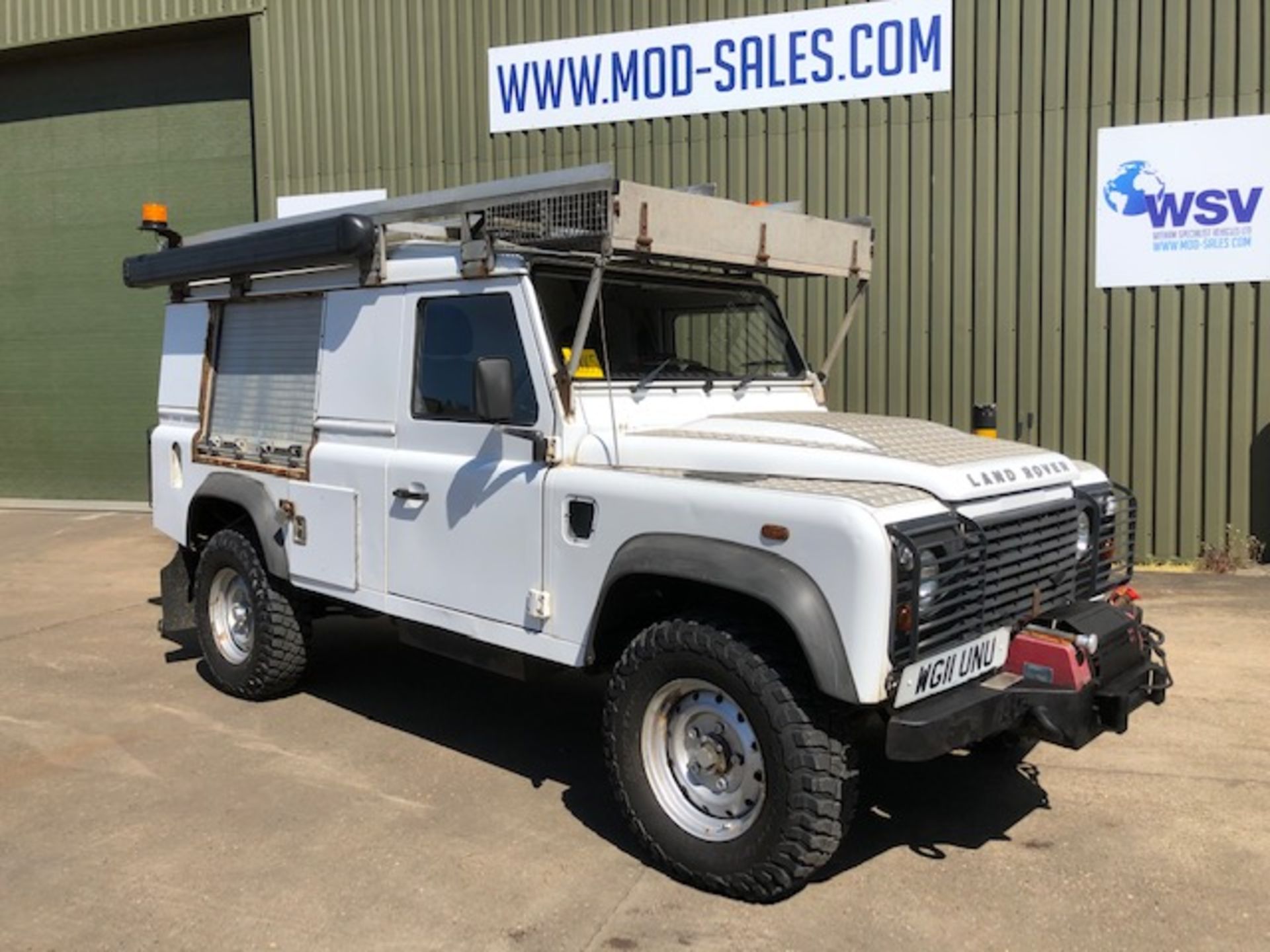 2011 Land Rover Defender 110 Puma hardtop 4x4 Utility vehicle (mobile workshop) with hydraulic winch