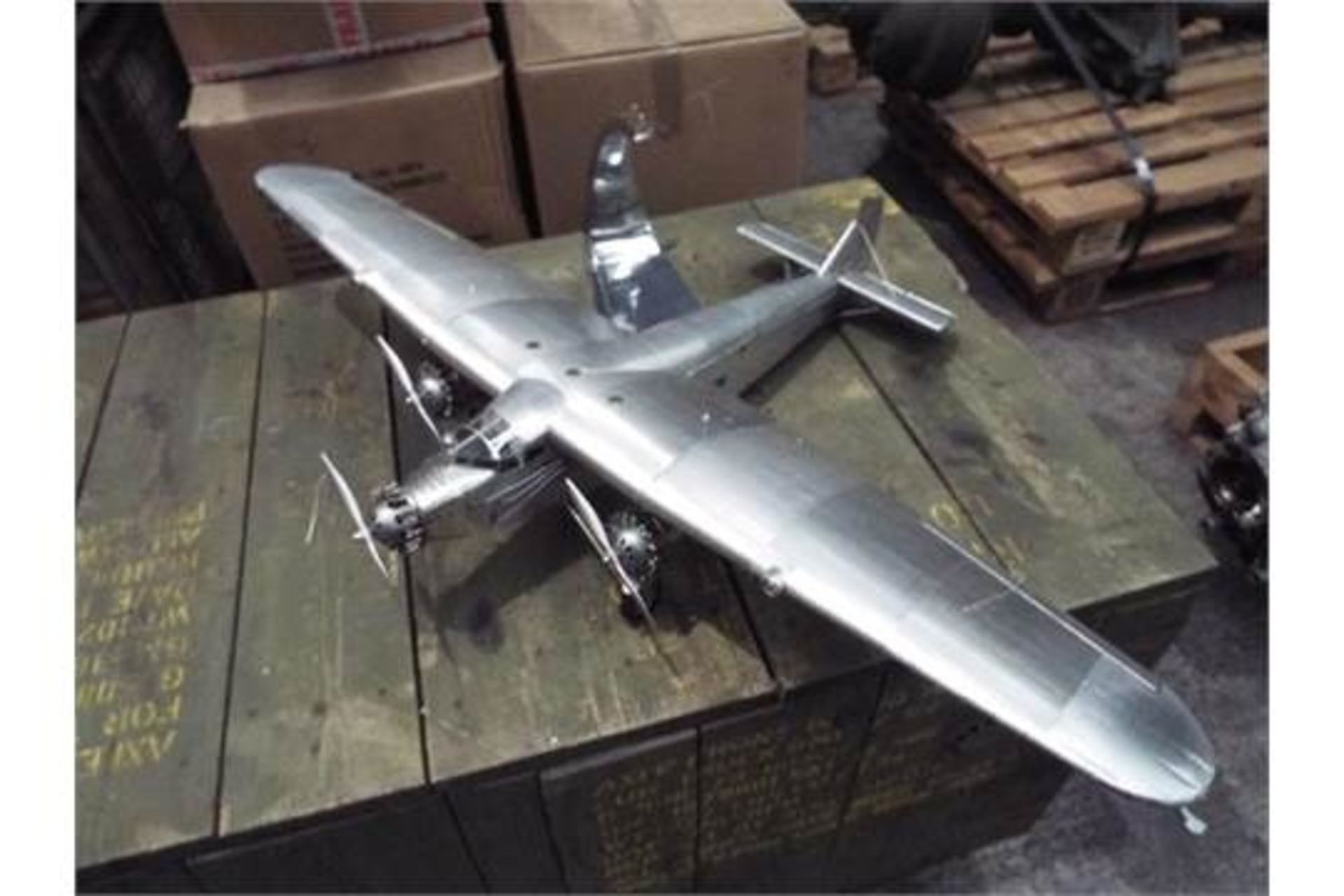 Ford Trimotor 4-AT "The Tin Goose" Aluminium Scale Model