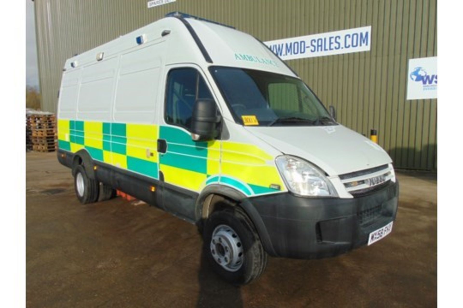 2008 Iveco Daily 65C18V 3.0 HPT Long Wheel Base High roof panel van ONLY 52,841 Miles! - Image 2 of 30
