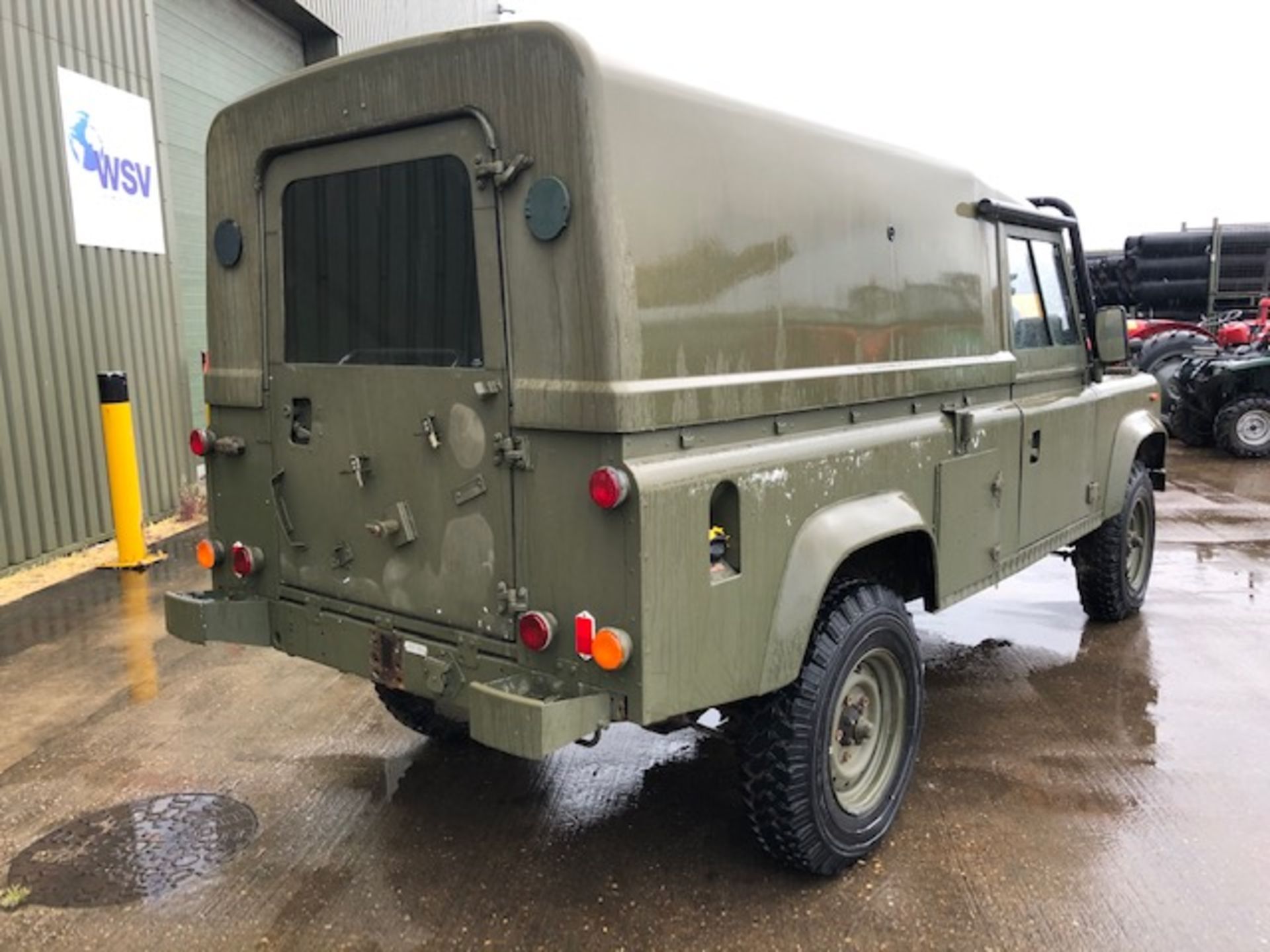 Land Rover 110 RHD Tithonus hardtop - Image 13 of 34