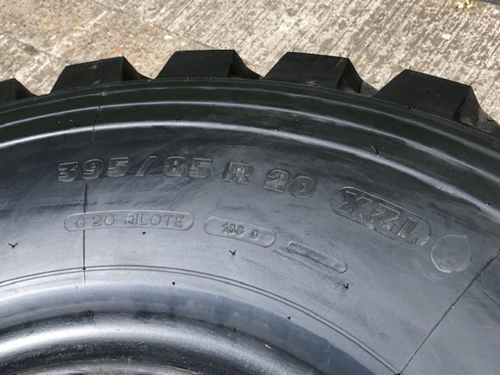 395 / 85 R 20 Michelin XZL 168 G Tubeless tyre unused with bobbles - Image 5 of 6