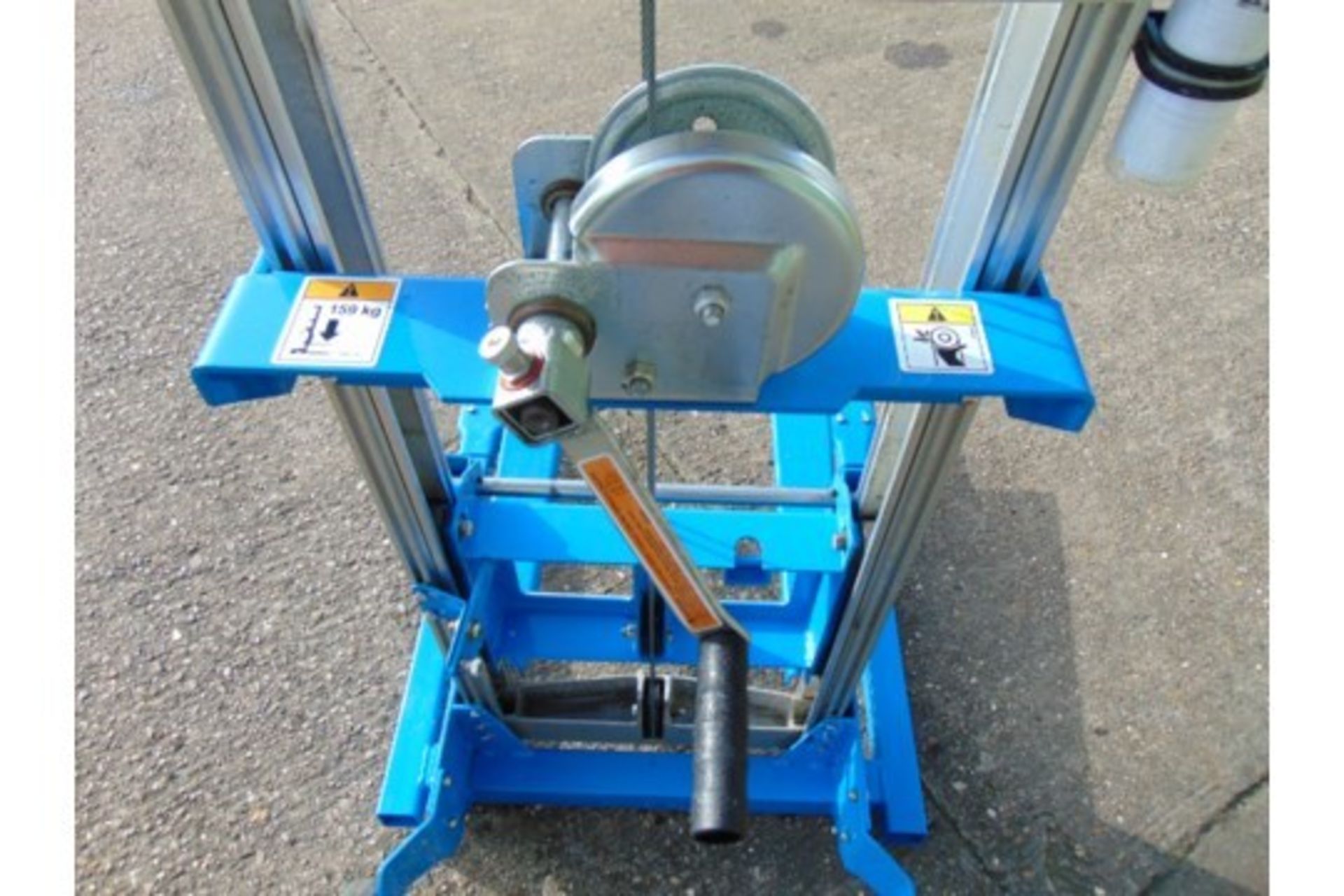 Unused Genie GL-10 Material Lift Fork Lift - Image 18 of 20