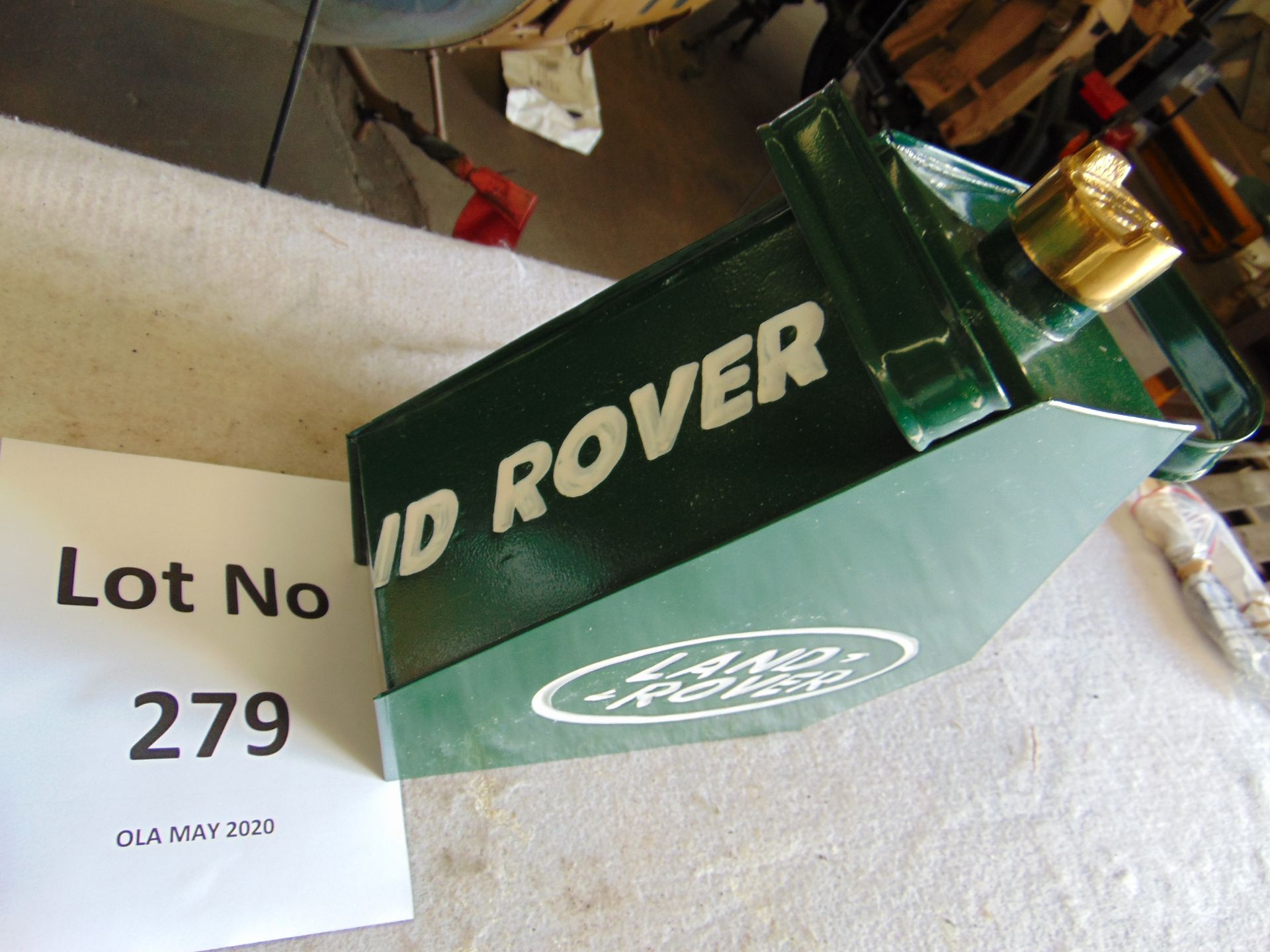 Unused Land Rover Fuel/Oil Can with brass screw cap - Image 3 of 4