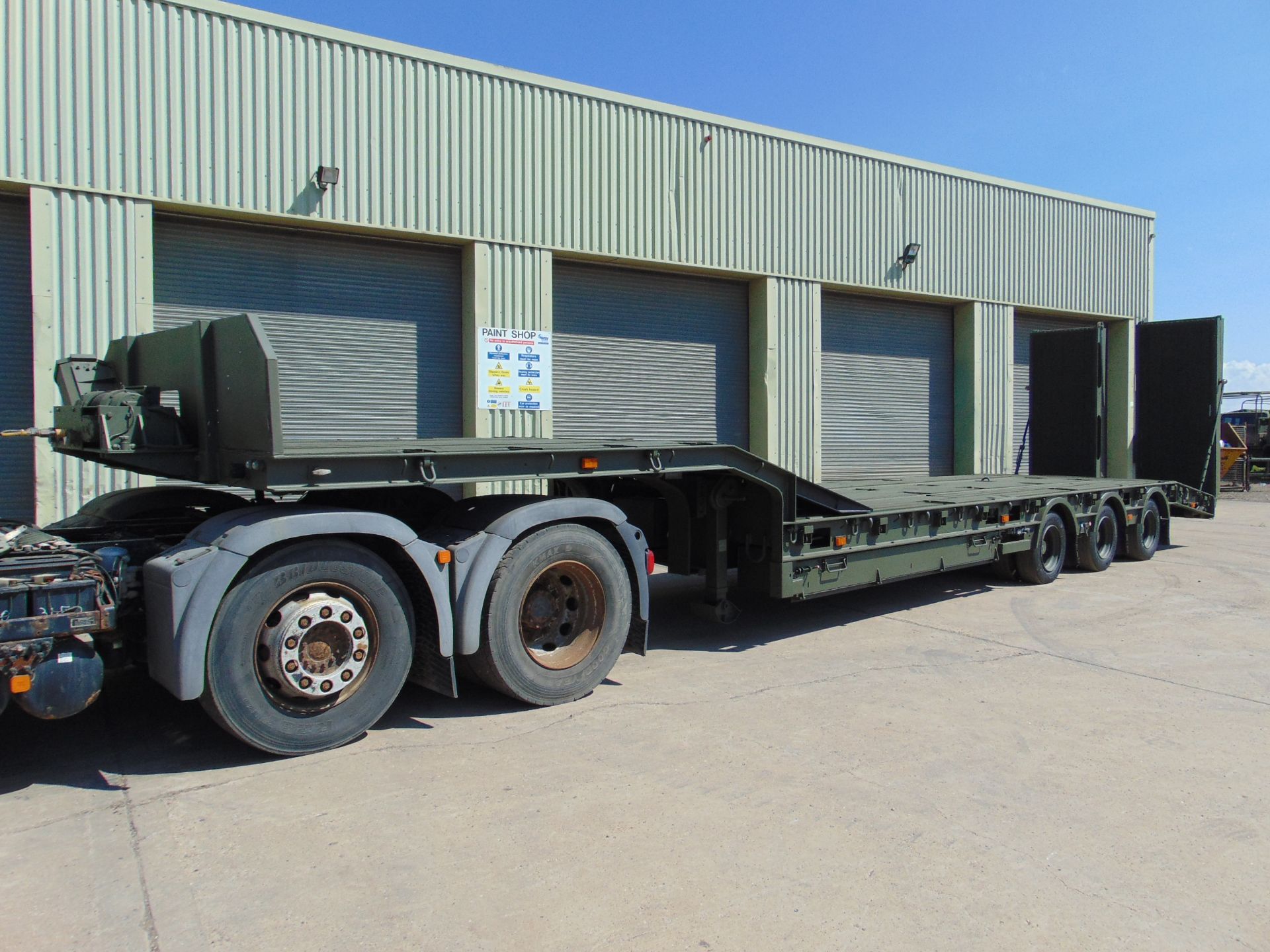 King GTS38 Tri Axle Stepframe Trailer