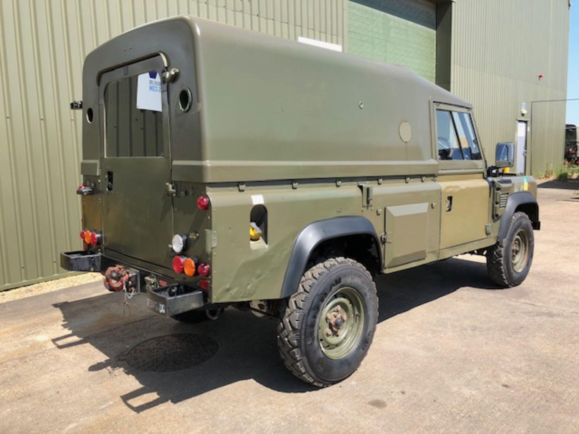 UK MOD Land Rover Defender Wolf 110 hardtop RHD - Image 30 of 45