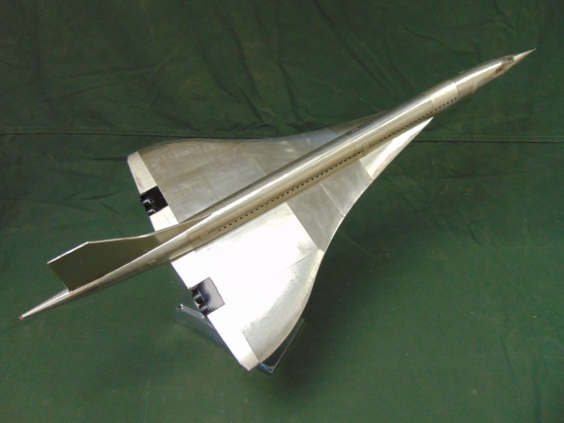 NEW JUST LANDED Large Aluminium Concorde Model - Image 4 of 14
