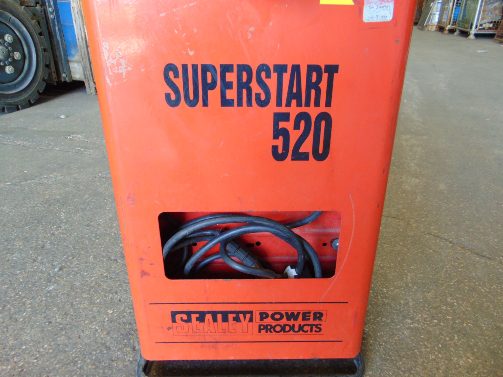 Sealey SUPERSTART 520 Professional Battery Starter/Charger 12/24v - Image 2 of 7