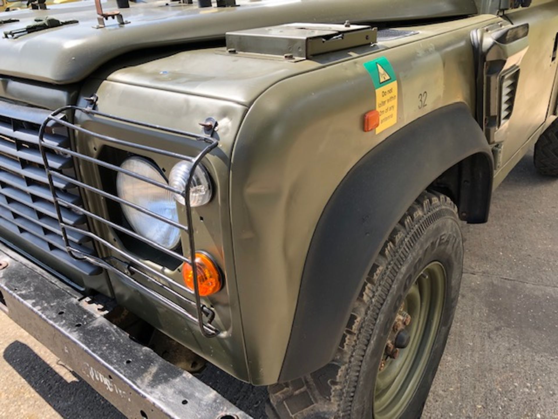 UK MOD Land Rover Defender Wolf 110 hardtop RHD - Image 7 of 45