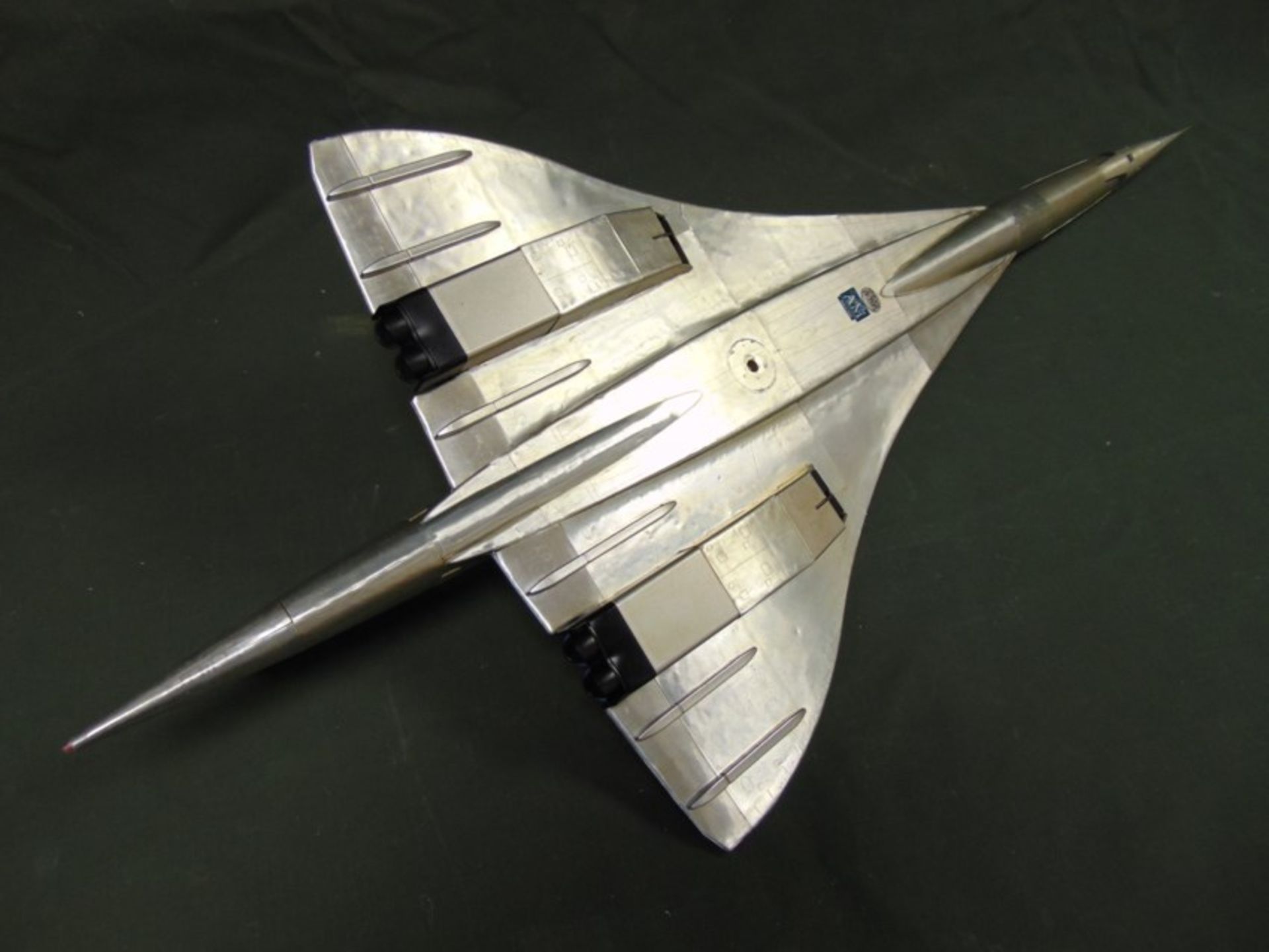 NEW JUST LANDED Large Aluminium Concorde Model - Image 9 of 14