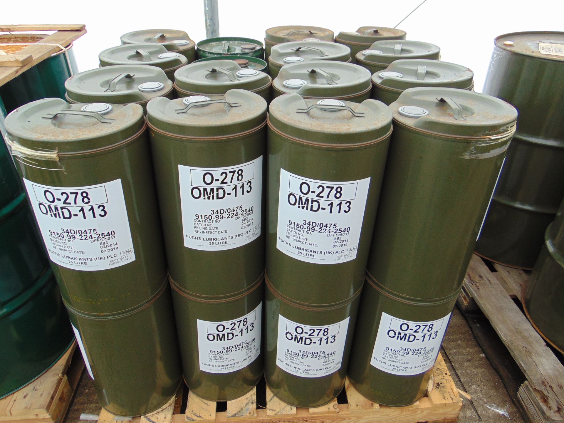 32 x Unused 25L Drums of OMD-113 High Quality Engine Oil.