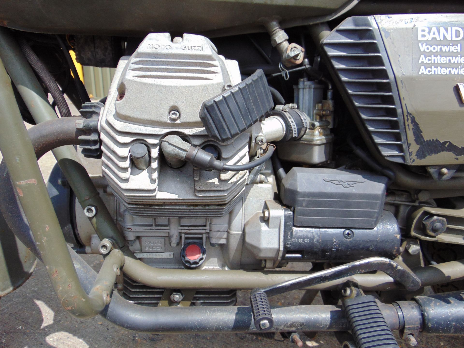 Moto Guzzi V50 V Twin NATO Dispatch Motorbike direct from Nato Storage. - Image 8 of 22