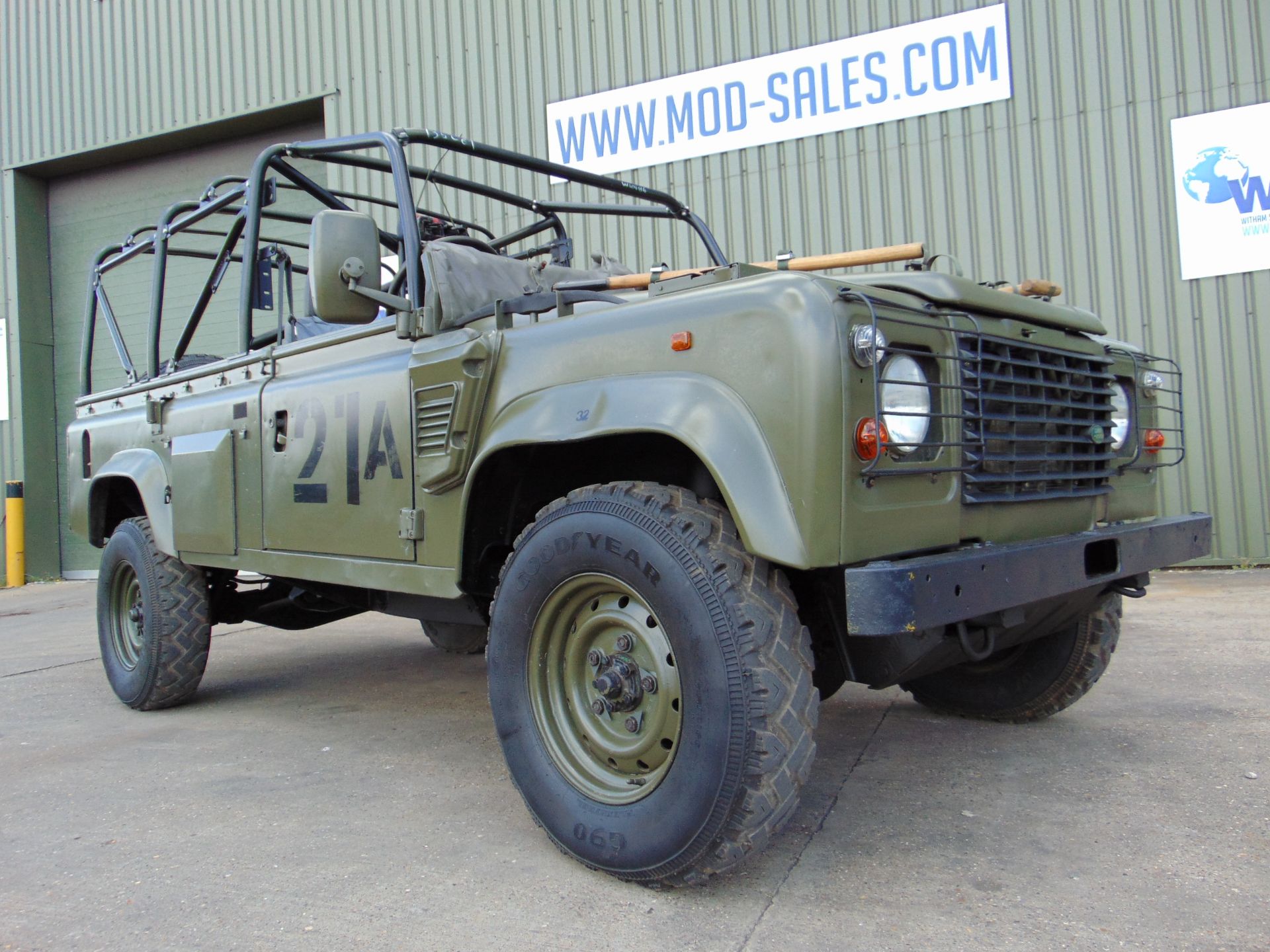 Land Rover Defender Wolf 110 Scout vehicle 300 Tdi - Image 2 of 37