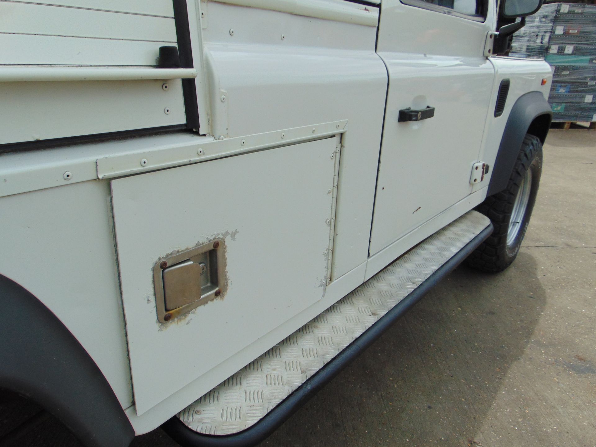 2007 Land Rover Defender 110 Puma hardtop 4x4 Utility vehicle (mobile workshop) with hydraulic winch - Image 15 of 31