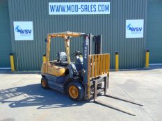 TCM FD20Z5T 2000Kg Diesel Container Spec Fork Lift Truck