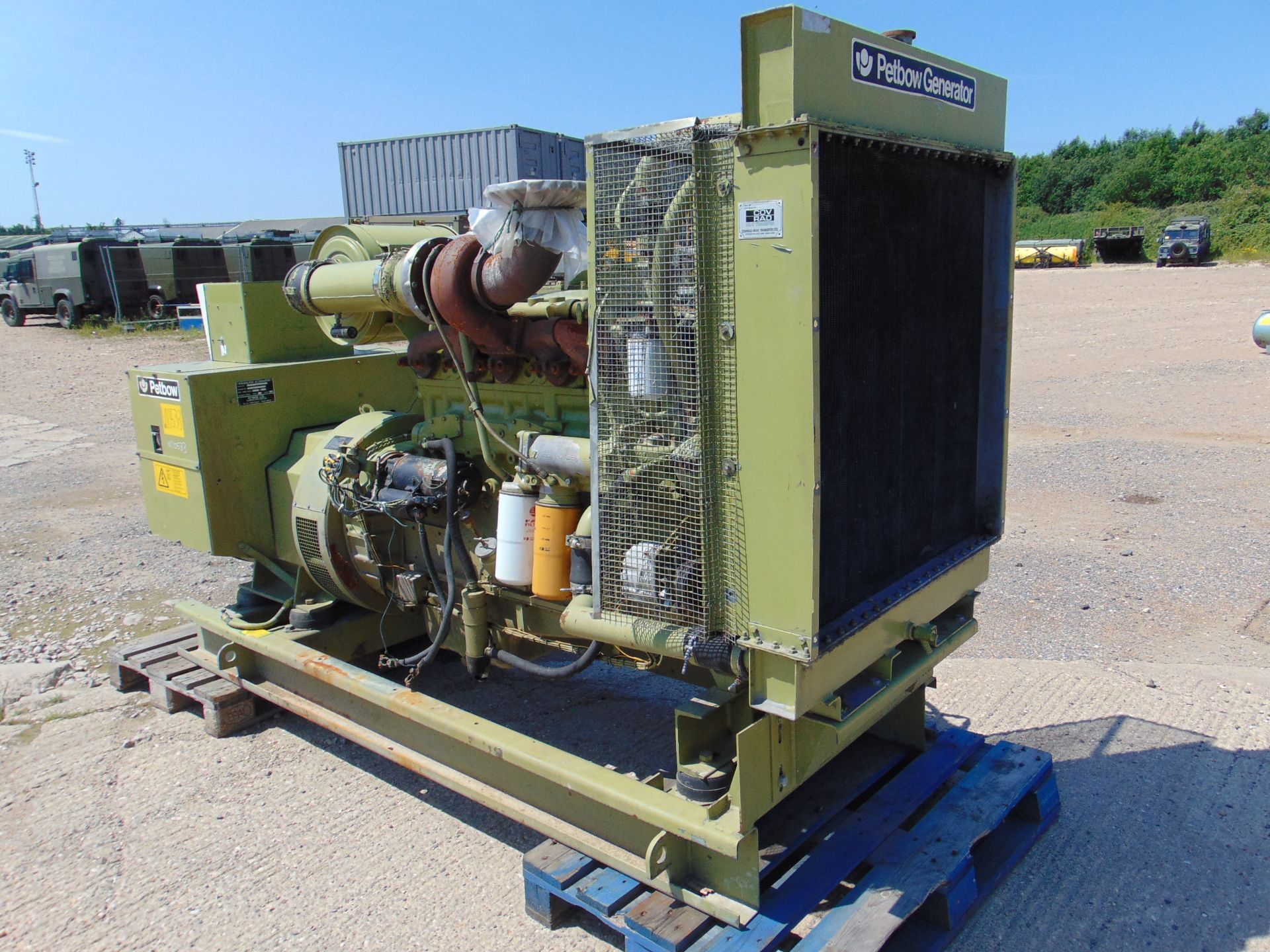 Ex Reserve Petbow BP204 255 KVA Skid Mounted Generator c/w Cummins Engine ONLY 2,122 HOURS! - Image 8 of 21