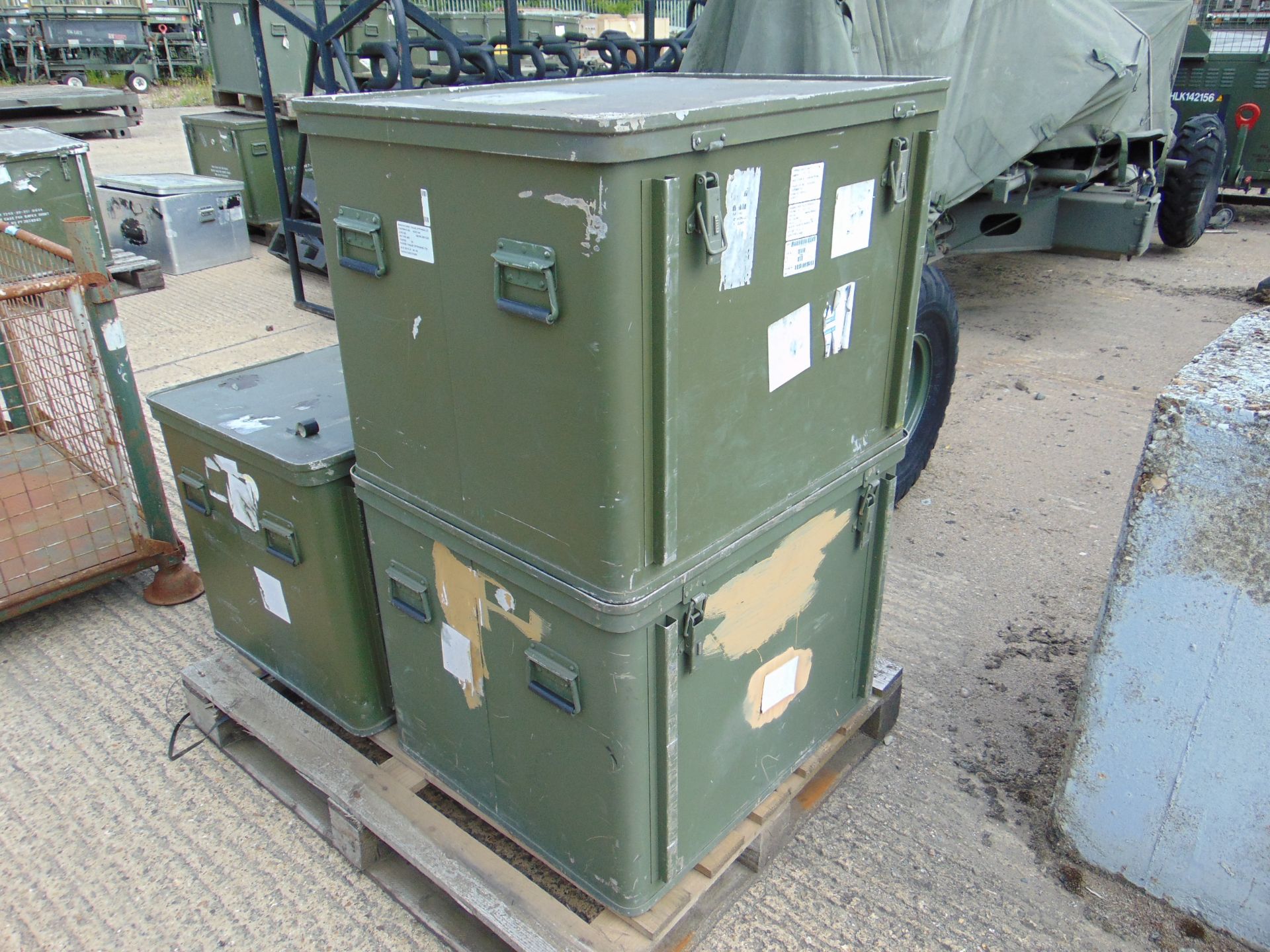 3 x Large Aluminium Storage Boxes 85 x 73 x 65 cms - Image 2 of 6