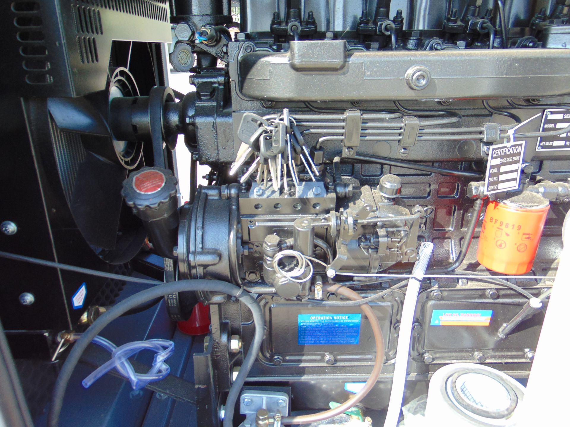 UNISSUED WITH TEST HOURS ONLY 70 KVA 3 Phase Silent Diesel Generator Set - Bild 13 aus 19