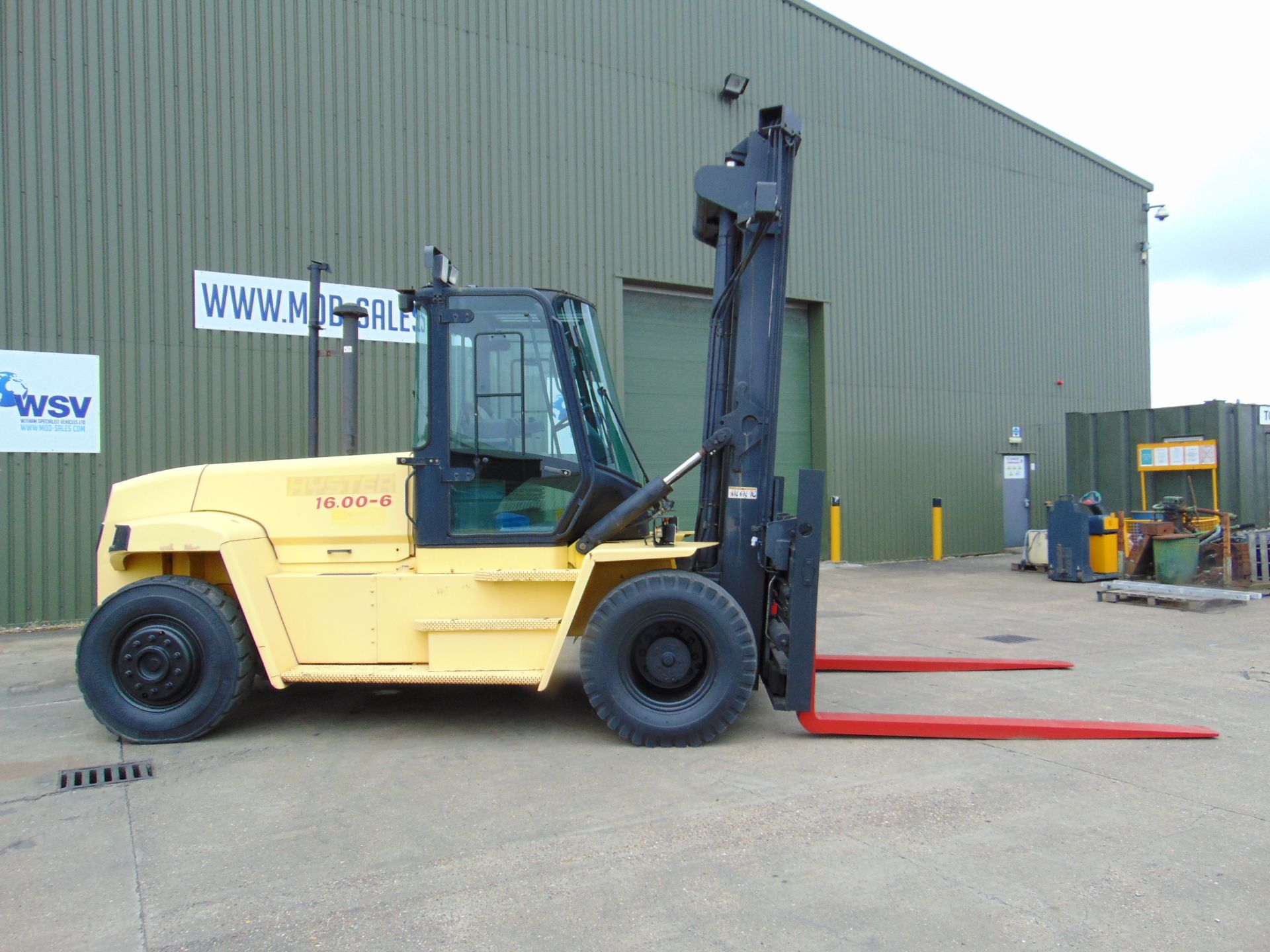 Ex Reserve Hyster H16.00 XM High capacity 16 Tonne Forklift ONLY 1,784 Hours! - Image 9 of 33