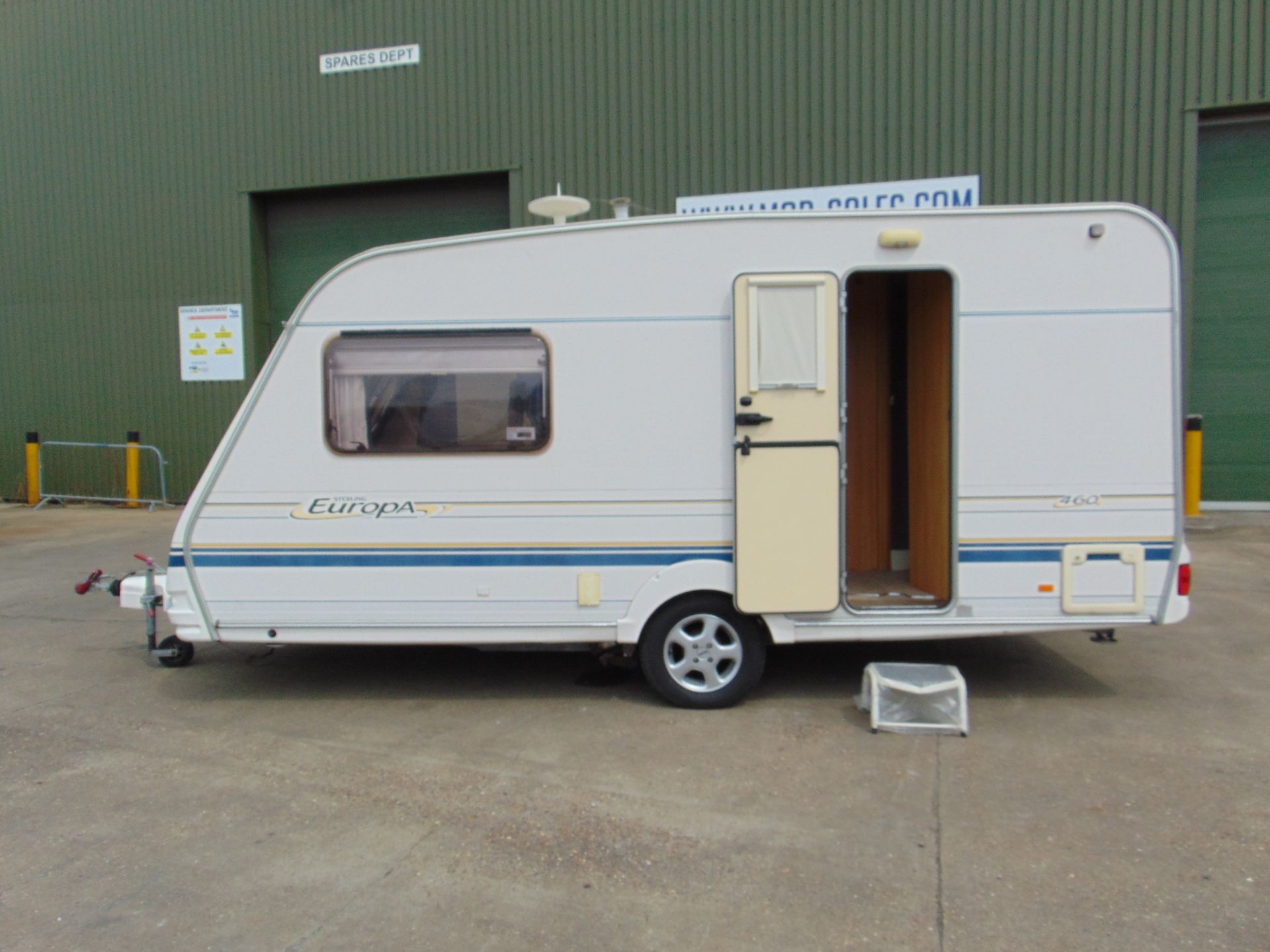 Swift Sterling Europa 460 Luxury 2 Berth Caravan ***NO VAT*** - Image 2 of 41