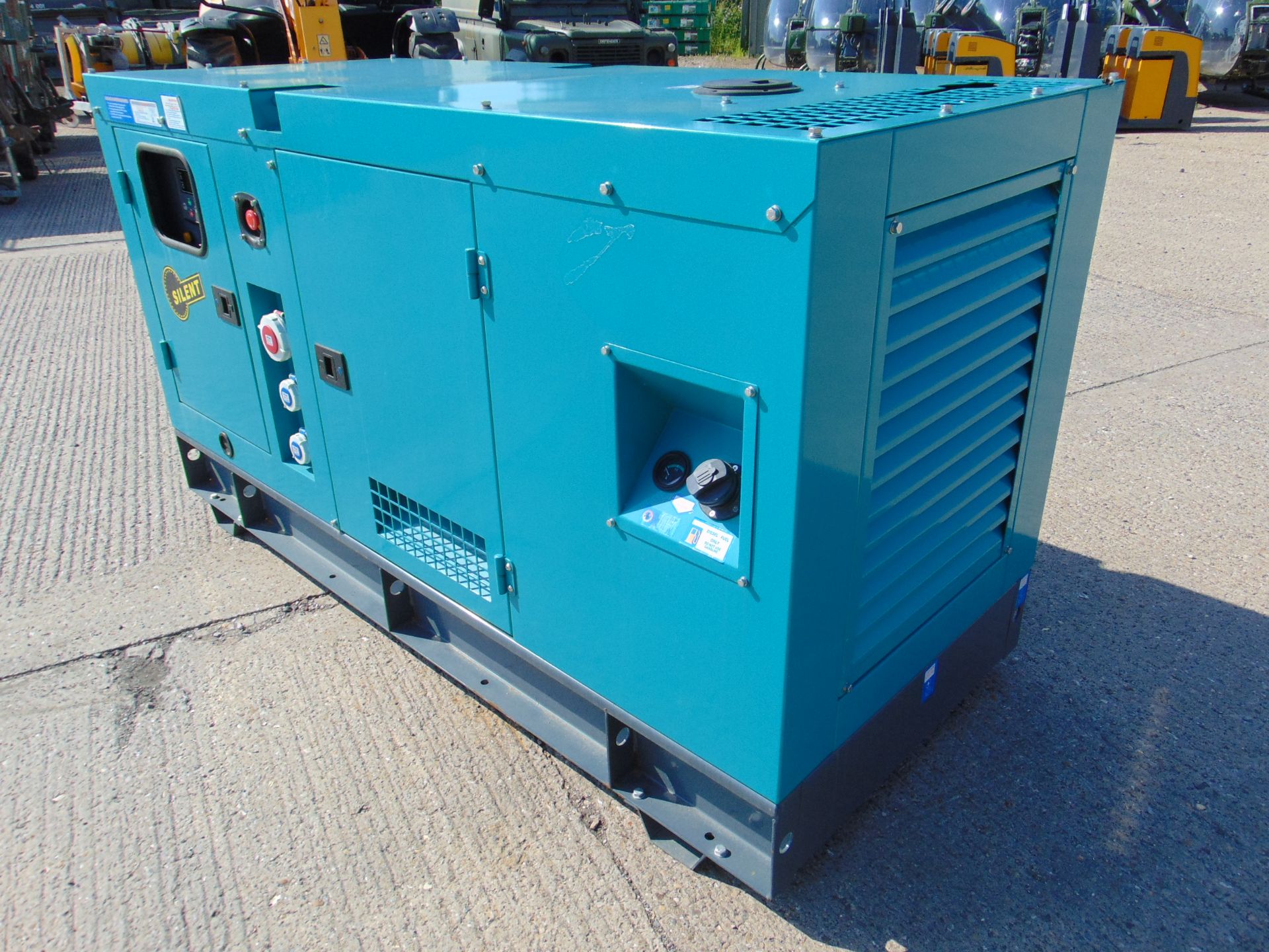 UNISSUED 60 KVA 3 Phase Silent Diesel Generator Set - Bild 6 aus 19