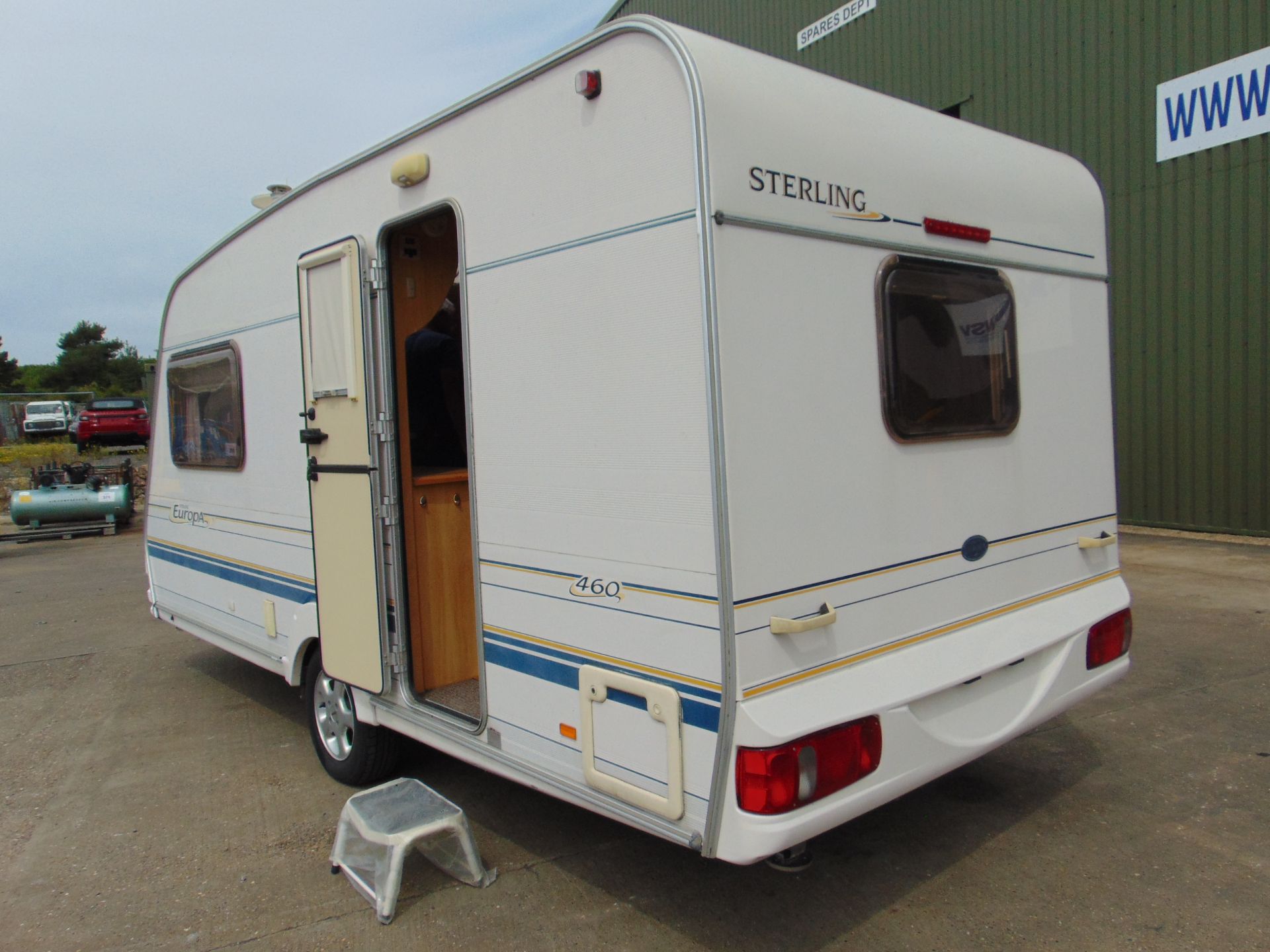 Swift Sterling Europa 460 Luxury 2 Berth Caravan ***NO VAT*** - Image 3 of 41