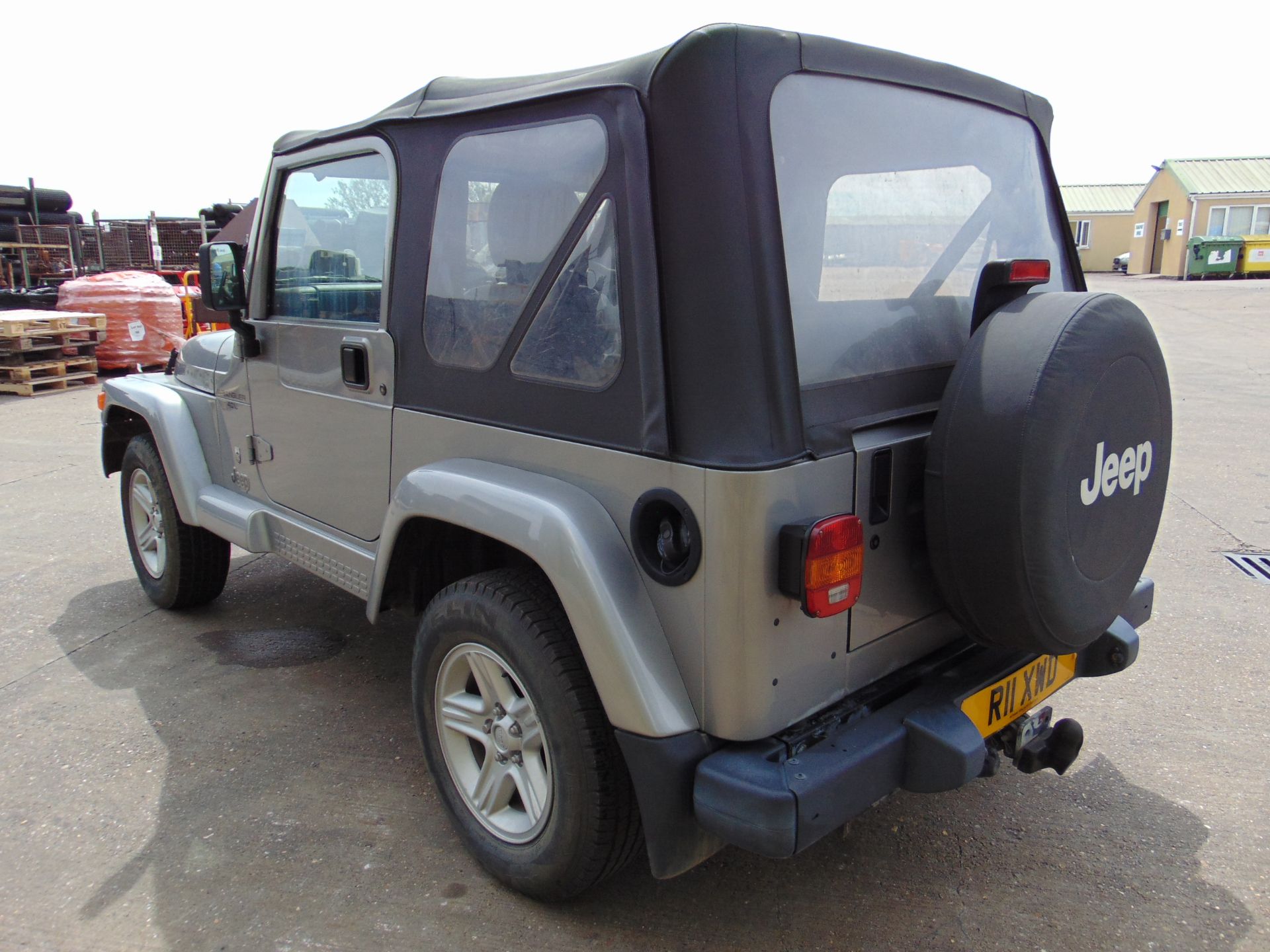 Stunning 2001 Jeep Wrangler 60TH Anniversary 4.0L Great 4X4 Iconic Classic ONLY 17,613 Miles! - Image 10 of 23