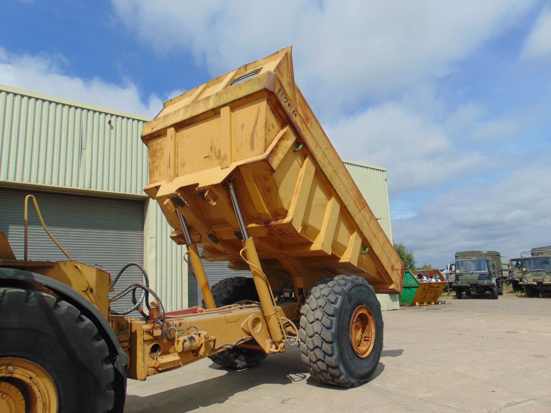 Caterpillar D25C Articulated Off Road Dumper - Image 19 of 22