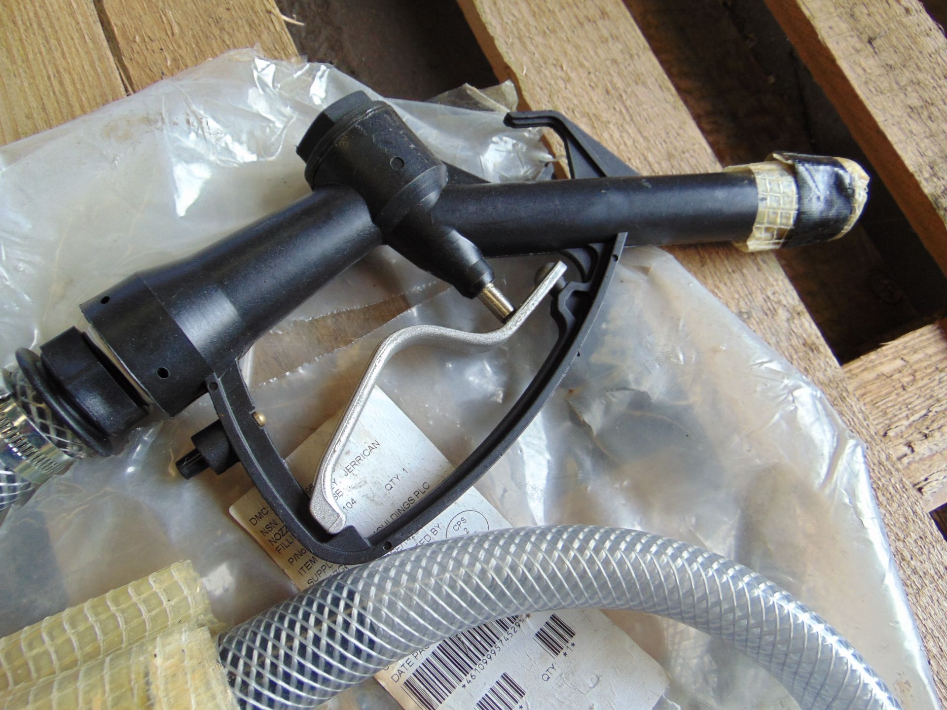 Unissued Diesel Gravity Refuelling Hose Kit c/w Nozzle and Valve as Shown - Image 2 of 6