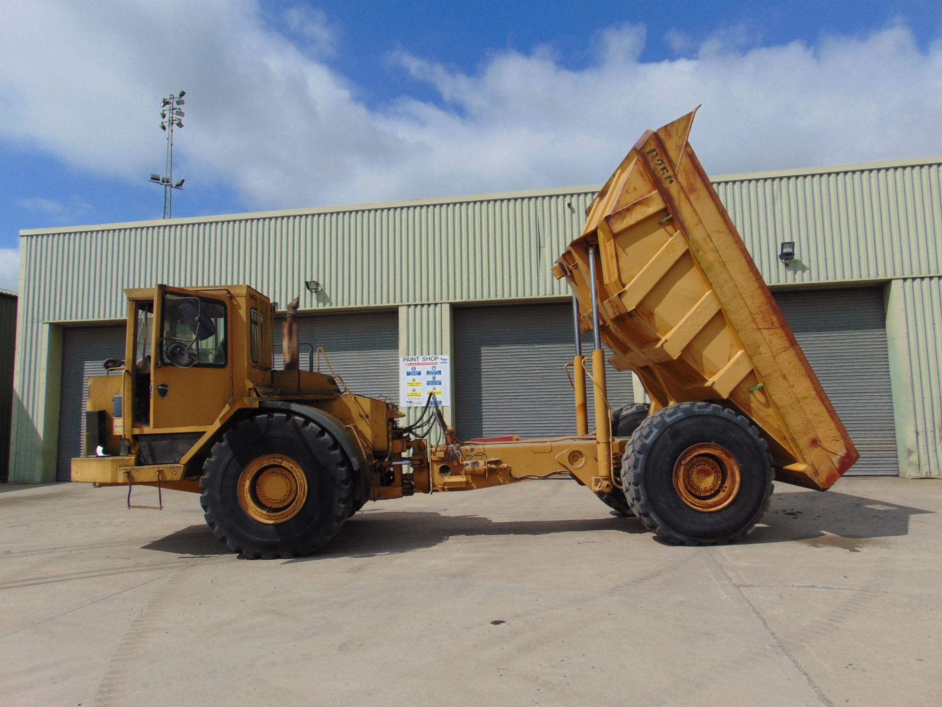 Caterpillar D25C Articulated Off Road Dumper - Image 21 of 22