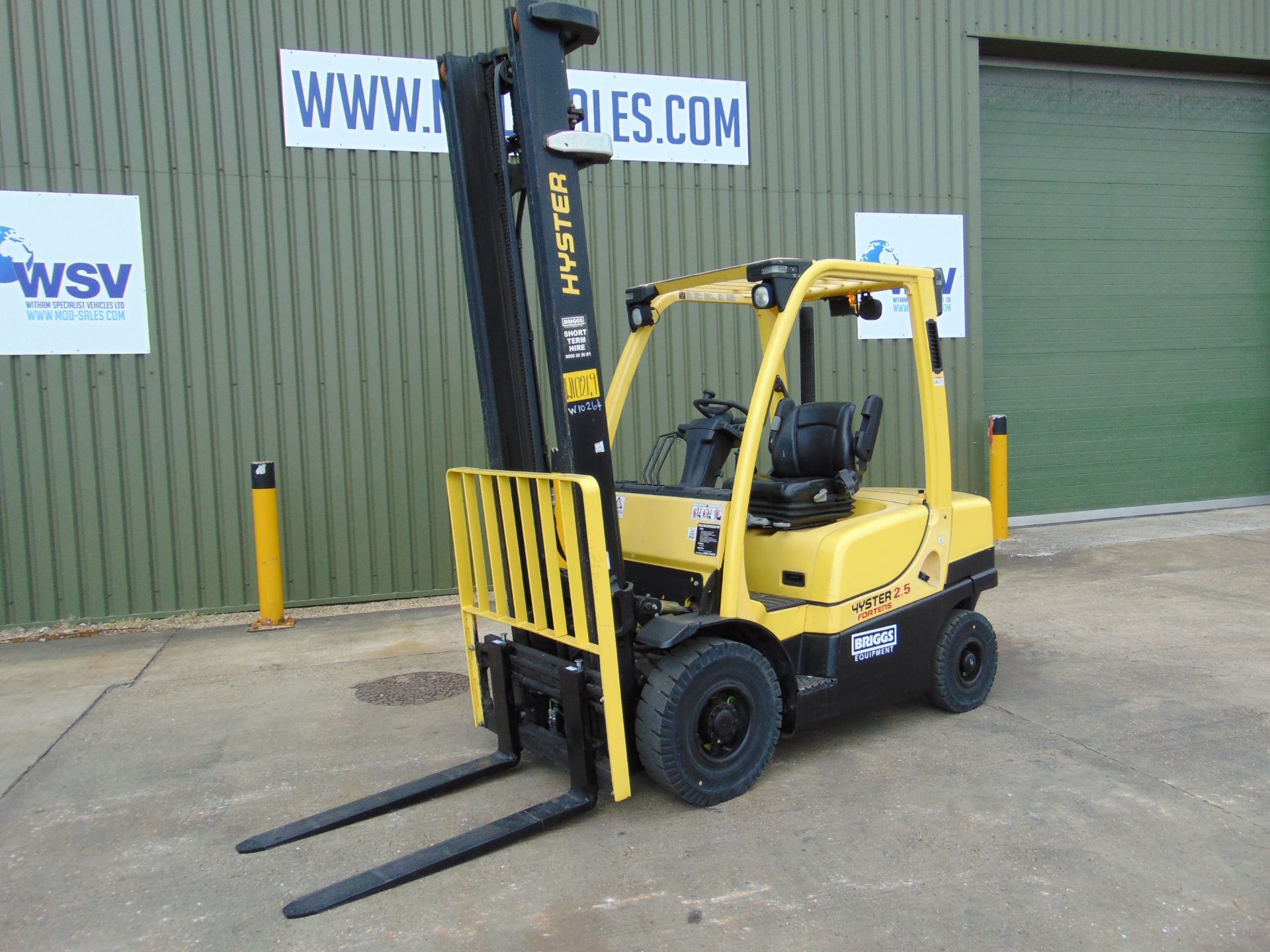 Ex Reserve Hyster H2.5FT 2500Kg Diesel Forklift Only 808 Hours!