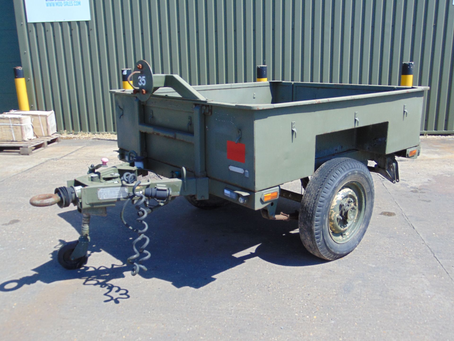 Universal Engineering Sankey Style Cargo Trailer