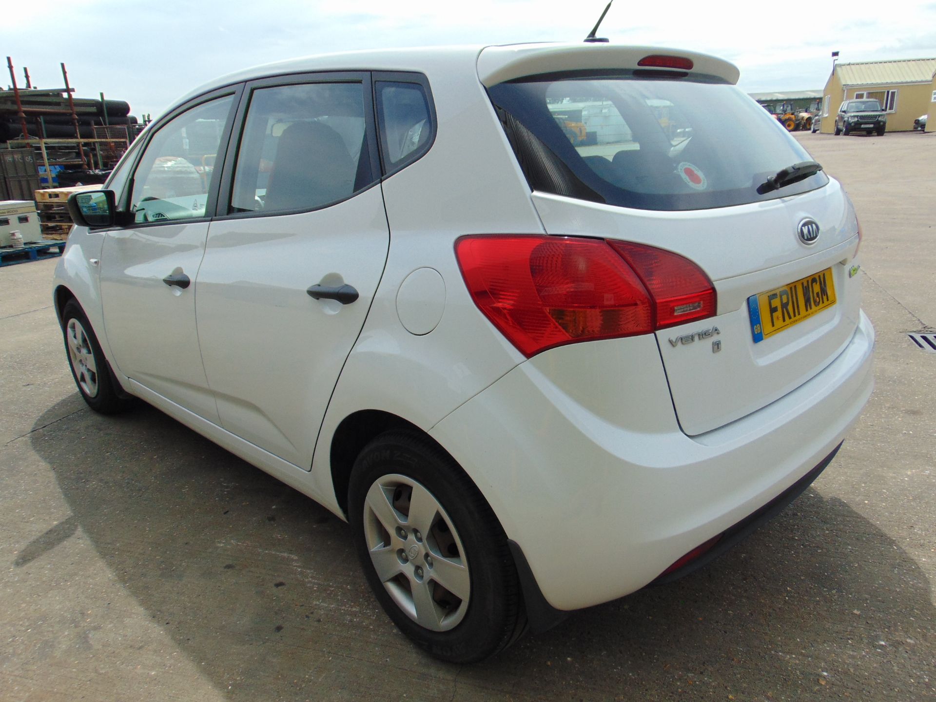 2011 Kia Venga EcoDynamics 1.4 CRDi 5 Door Diesel Hatchback Only 52,622 Miles! *NO VAT / NO PREMIUM* - Image 9 of 20