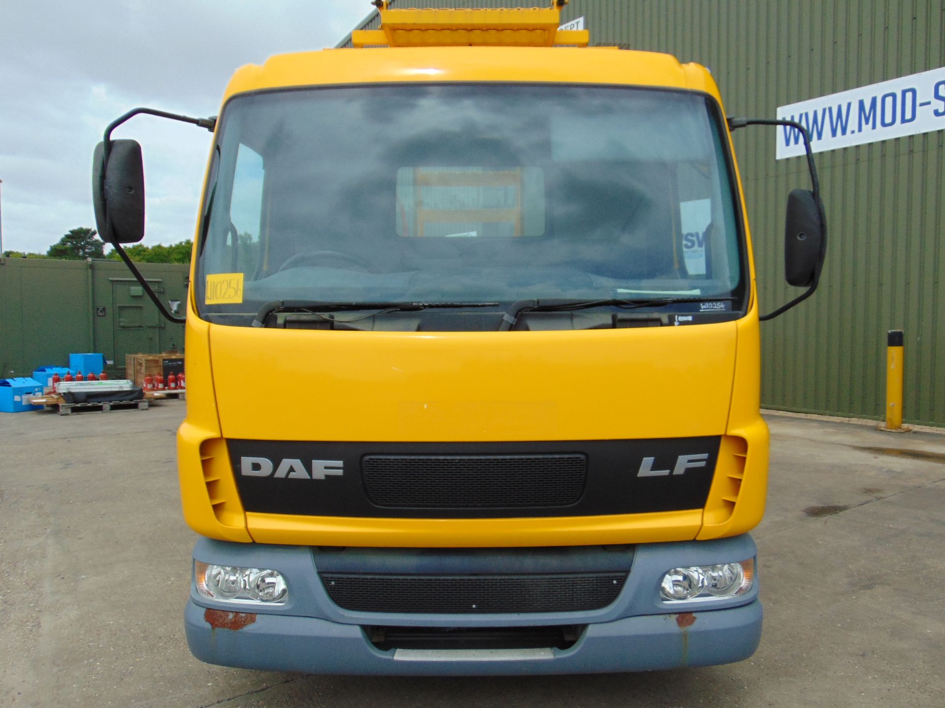 DAF 45.130 4x2 2500Ltr Aircraft Water Replenishment Truck ONLY 32,258km - Image 3 of 30