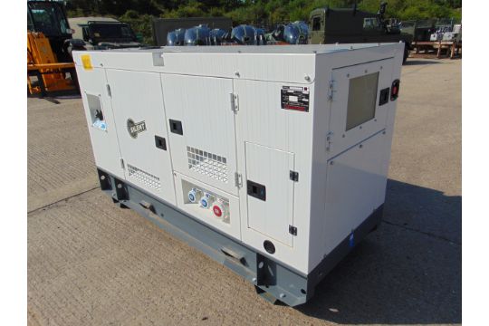 UNISSUED WITH TEST HOURS ONLY 70 KVA 3 Phase Silent Diesel Generator Set - Image 7 of 19