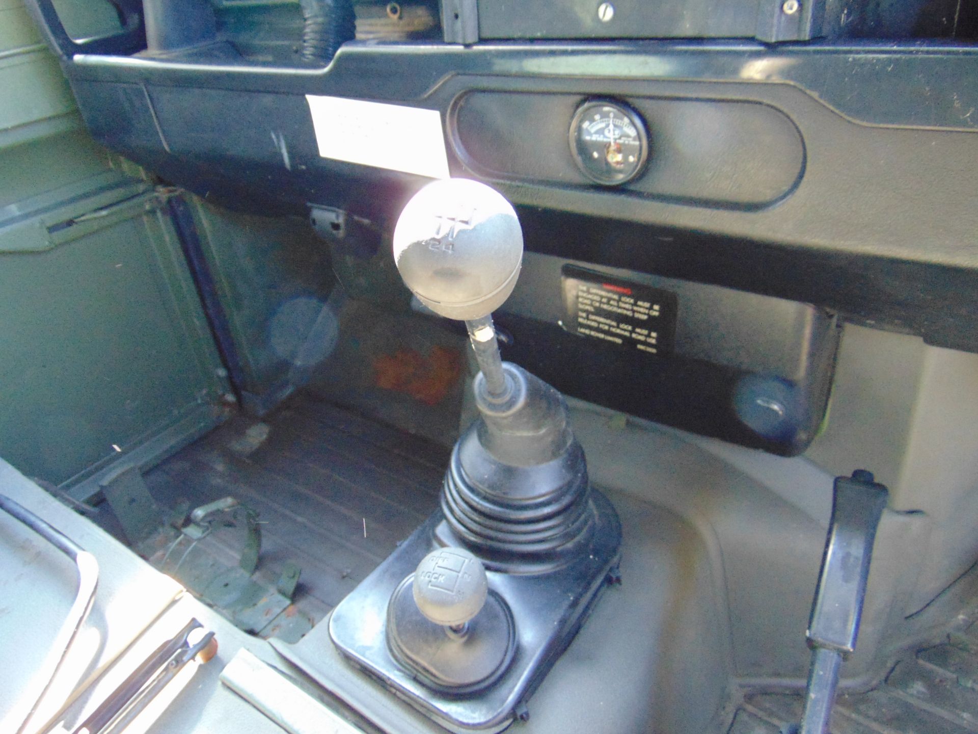 Land Rover 110 RHD Tithonus hardtop - Image 24 of 32