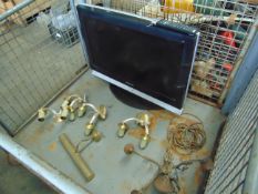 Samsung Flat Screen TV and Various Light Fittings