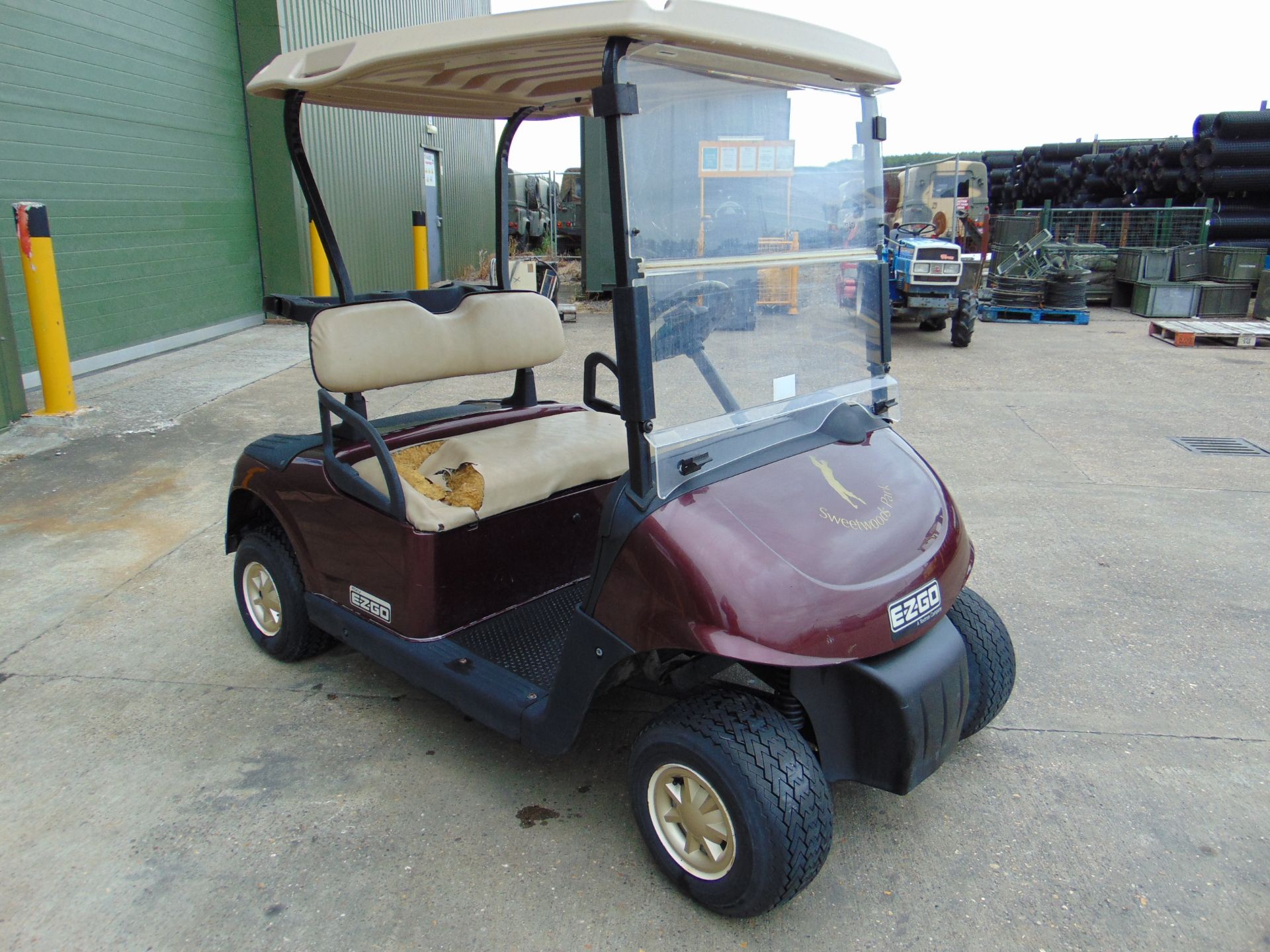 EZ GO RXV Golf Buggy - Image 3 of 13