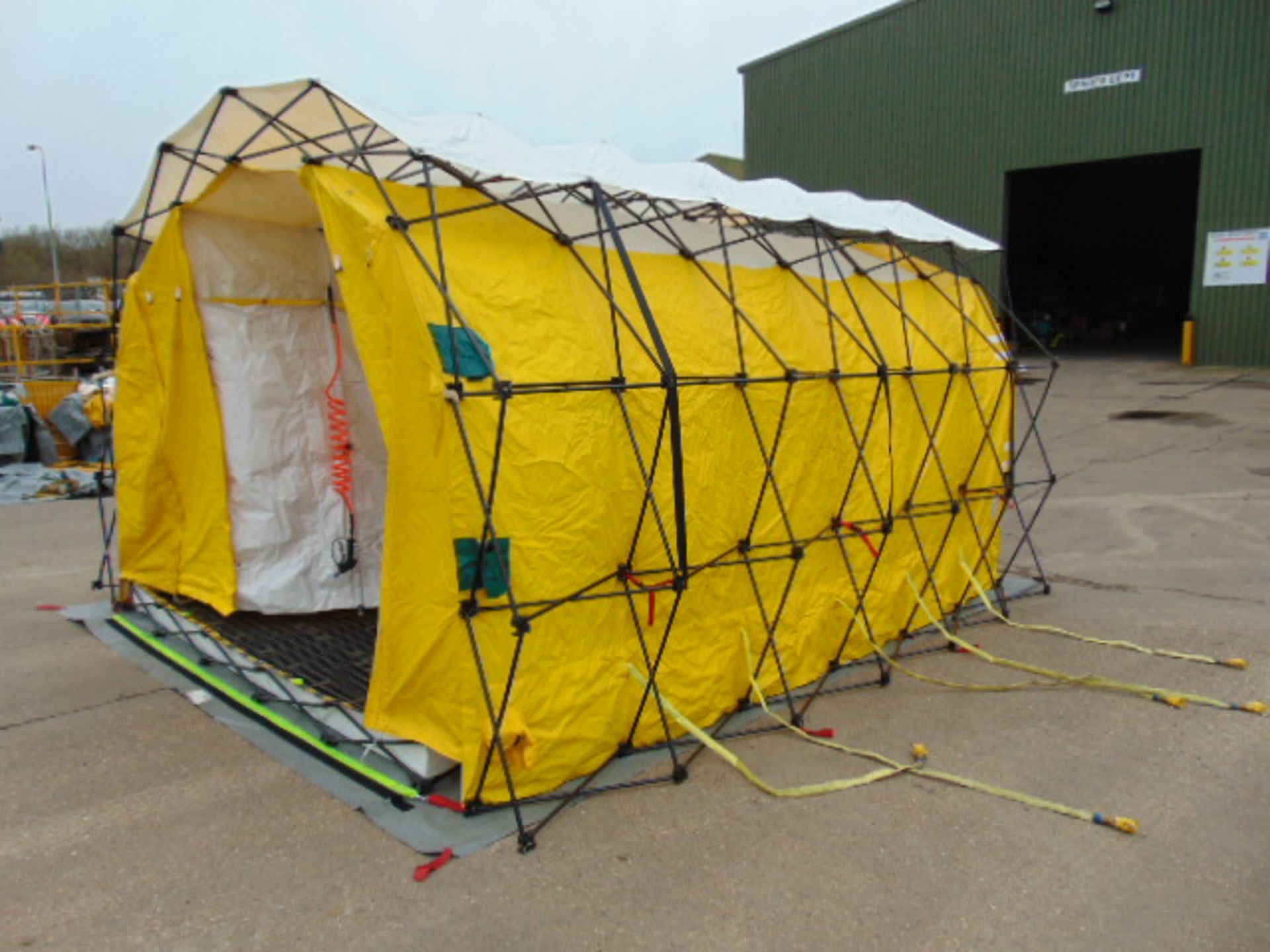 Professional Protection Systems U-6 Rapid Response Decontamination Shower Unit