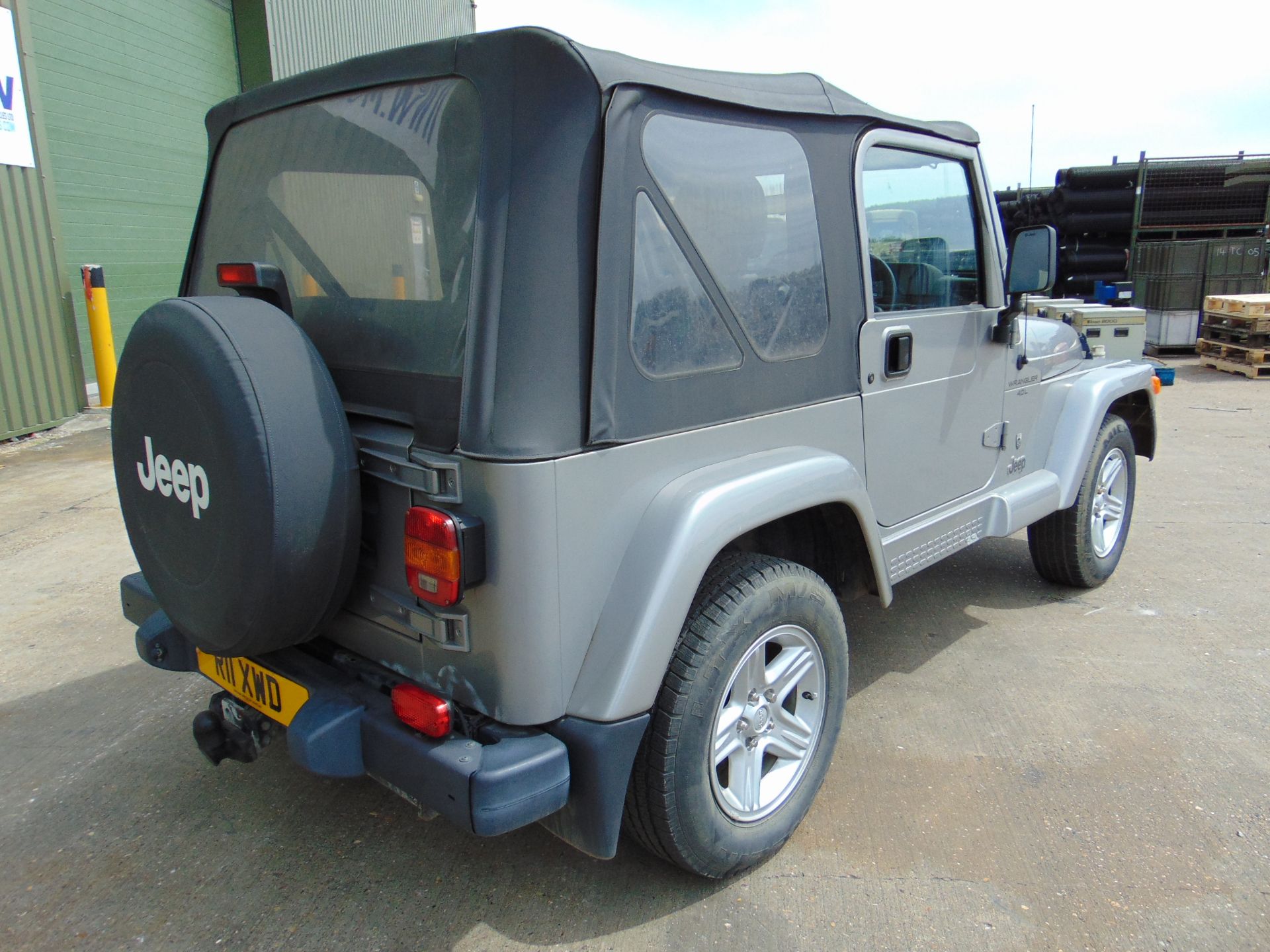 Stunning 2001 Jeep Wrangler 60TH Anniversary 4.0L Great 4X4 Iconic Classic ONLY 17,613 Miles! - Image 8 of 23