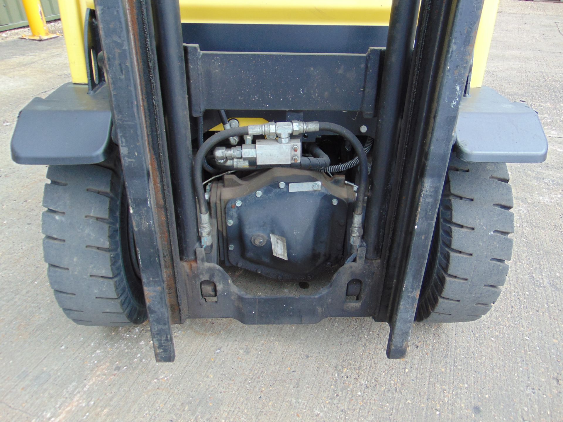 Ex Reserve Hyster H2.5FT 2500Kg Diesel Forklift Only 808 Hours! - Image 16 of 19