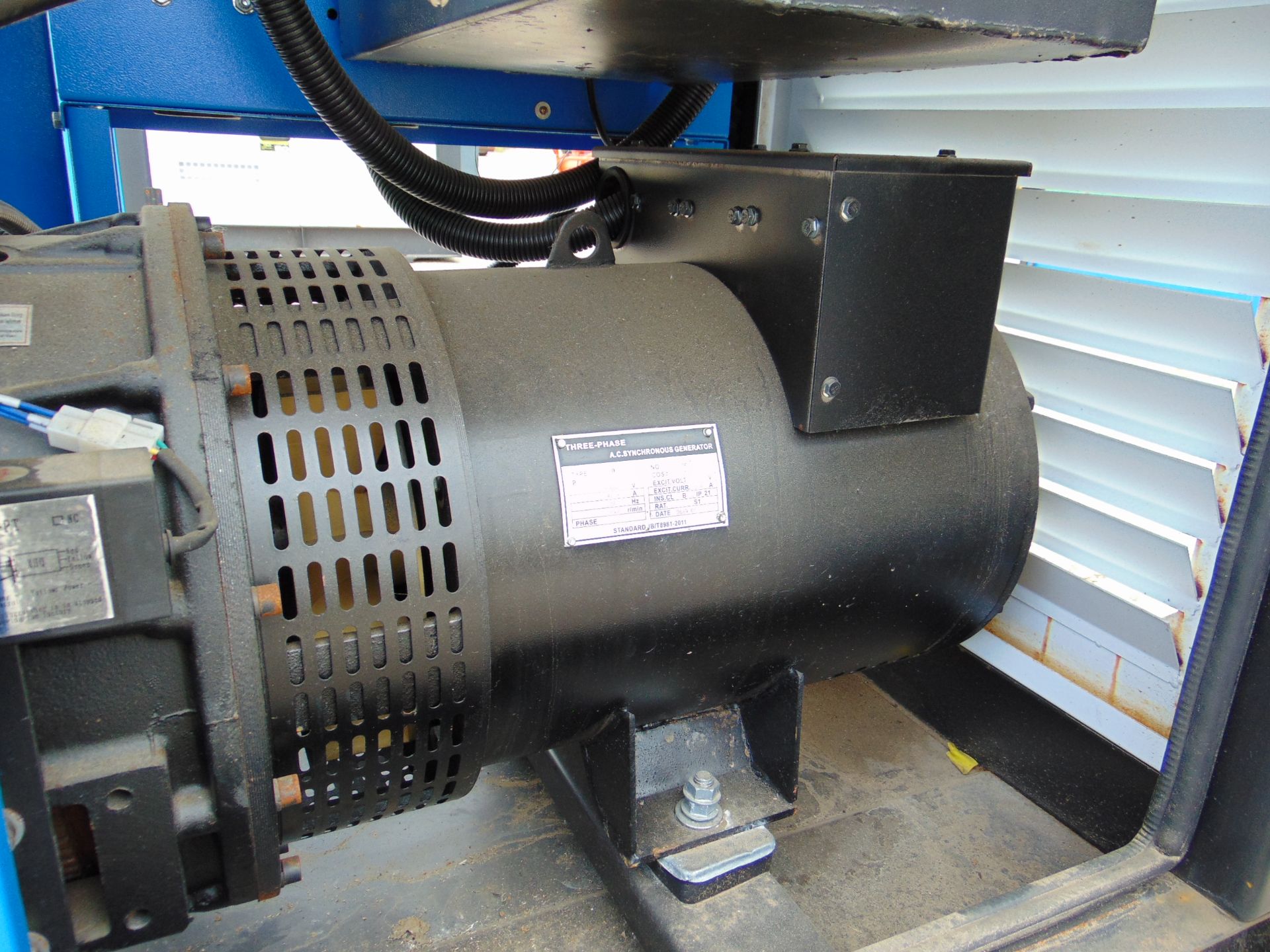 UNISSUED 30 KVA 3 Phase Silent Diesel Generator Set. This generator is 3 phase 230 / 400 Volt - Image 12 of 21