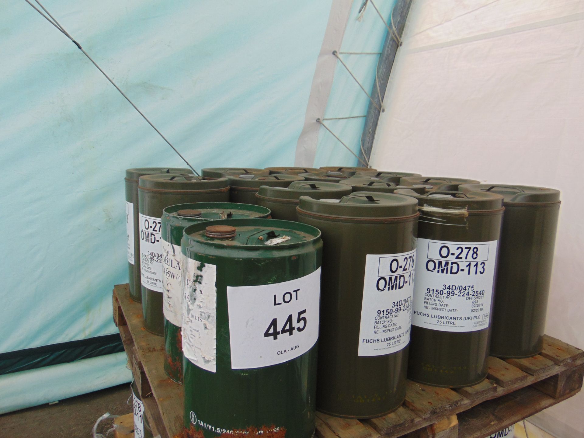 16 25 LITRE DRUMS OF UNISSUED OMD-113 VEHICLE LUBRICATING OIL - Image 3 of 3