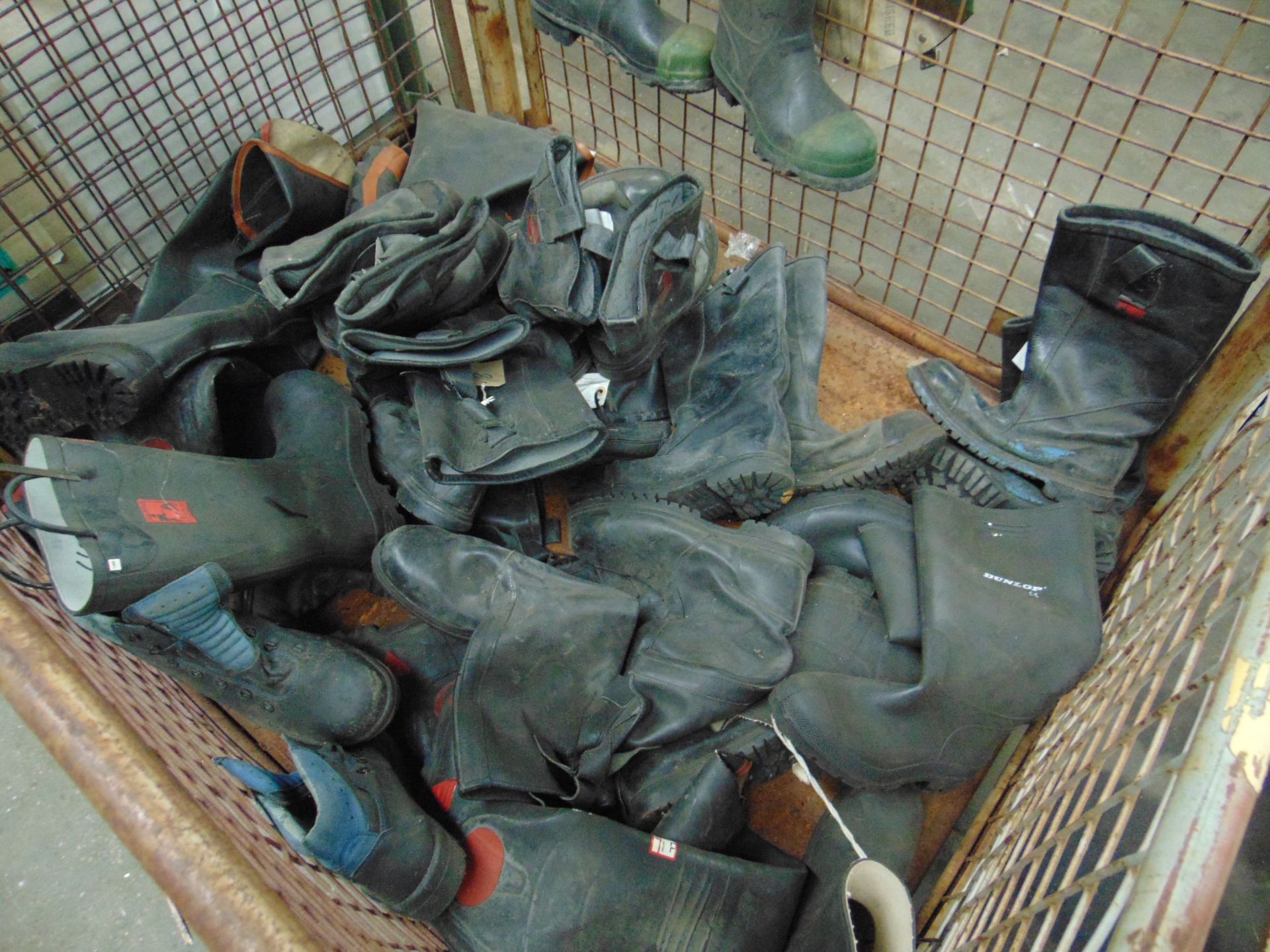 Approx 15 x Pairs of Wellington Safety Boots, Waders etc Mixed Sizes - Image 2 of 5