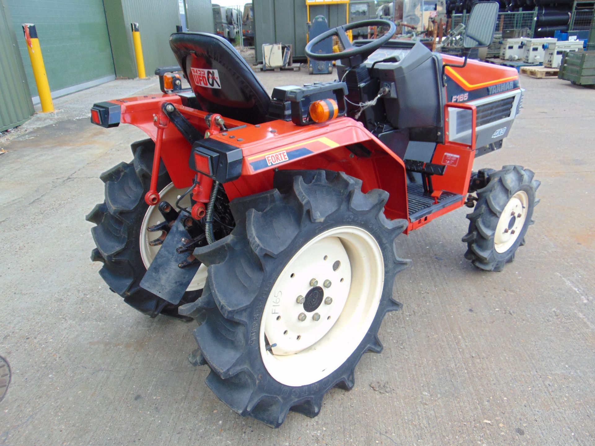 Yanmar F165 4WD Compact Tractor Only 81 Hours!!! - Image 6 of 24